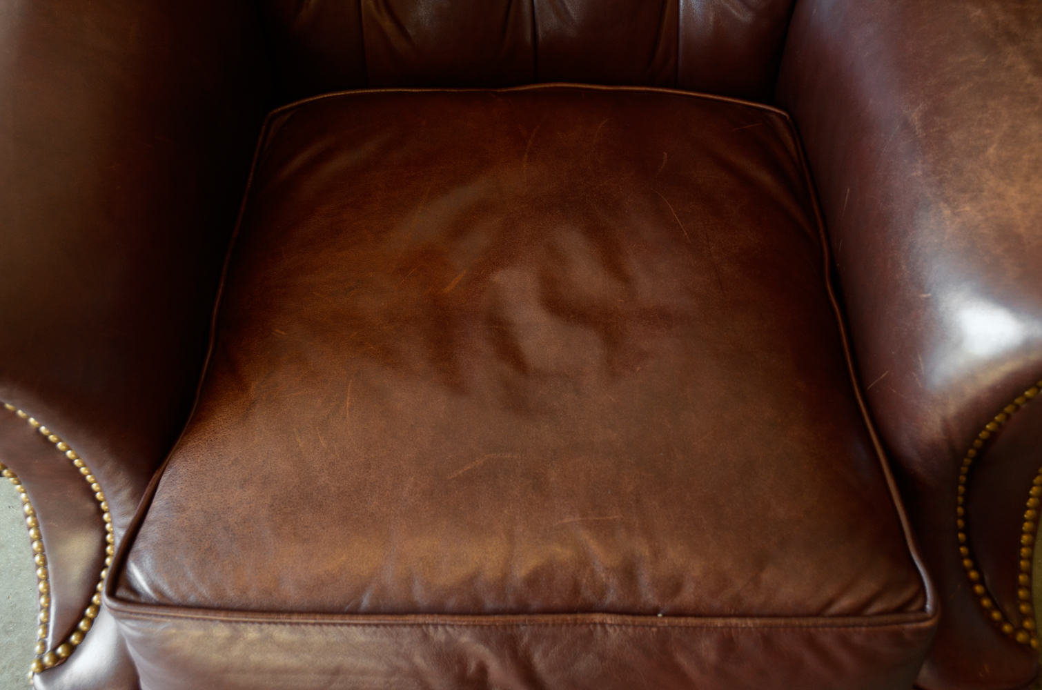 Contemporary Button-Tufted Leather Armchair by Leathercraft