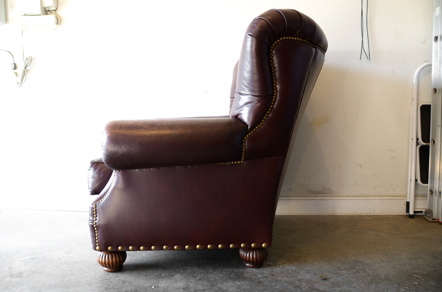 Contemporary Button-Tufted Leather Armchair by Leathercraft