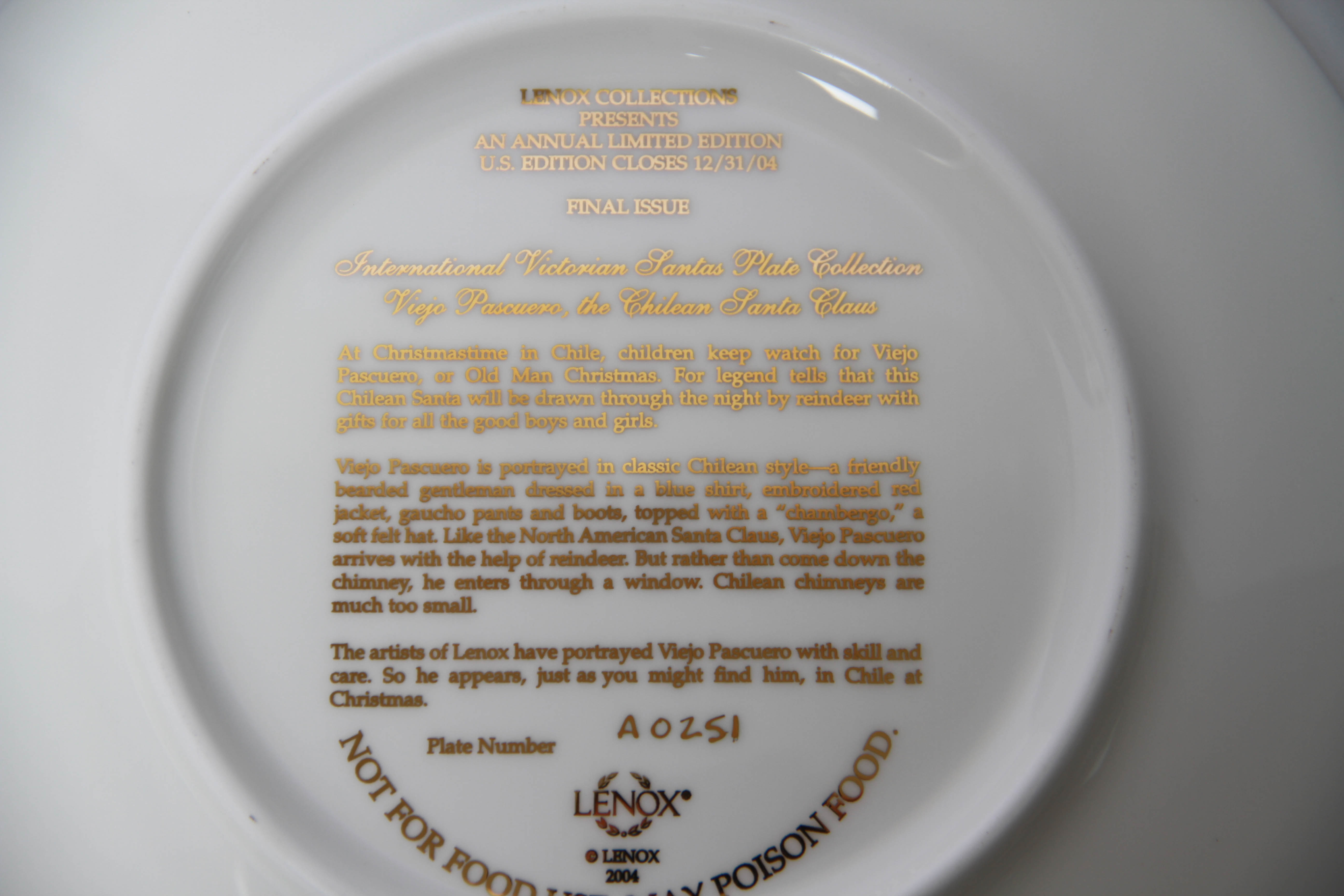 Limited Edition Lenox International Victorian Santas Collection Plates