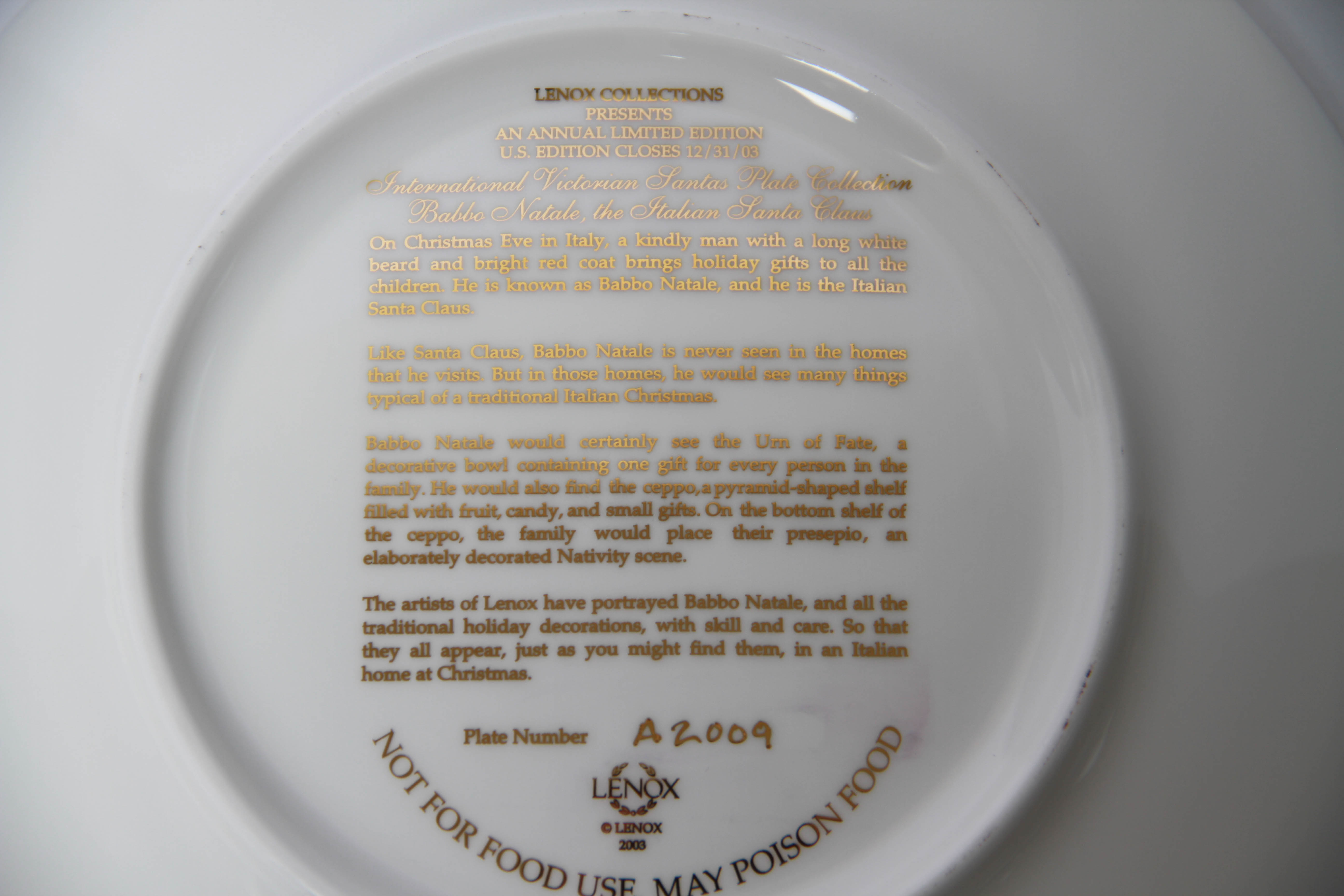 Limited Edition Lenox International Victorian Santas Collection Plates