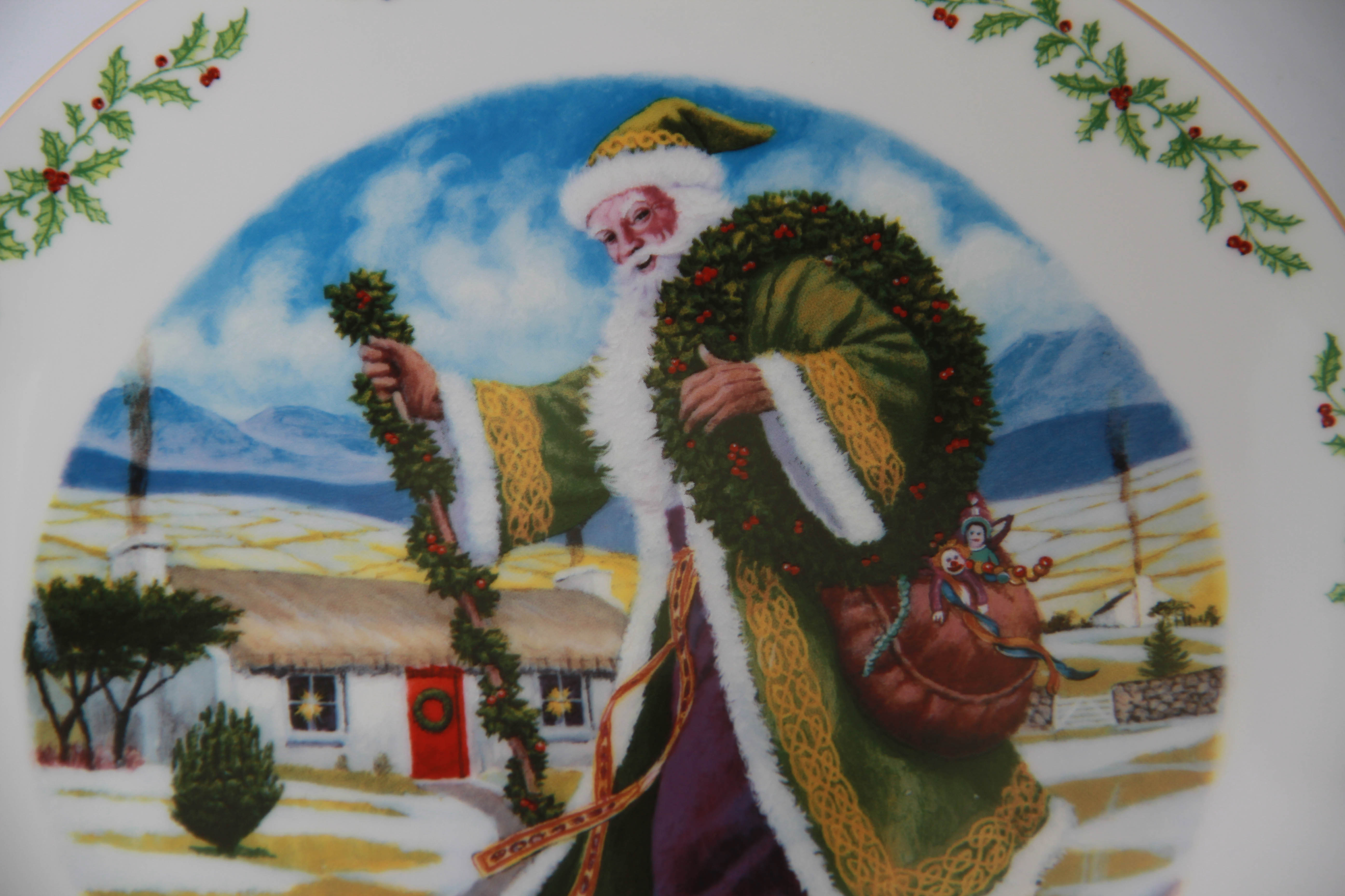Limited Edition Lenox International Victorian Santas Collection Plates