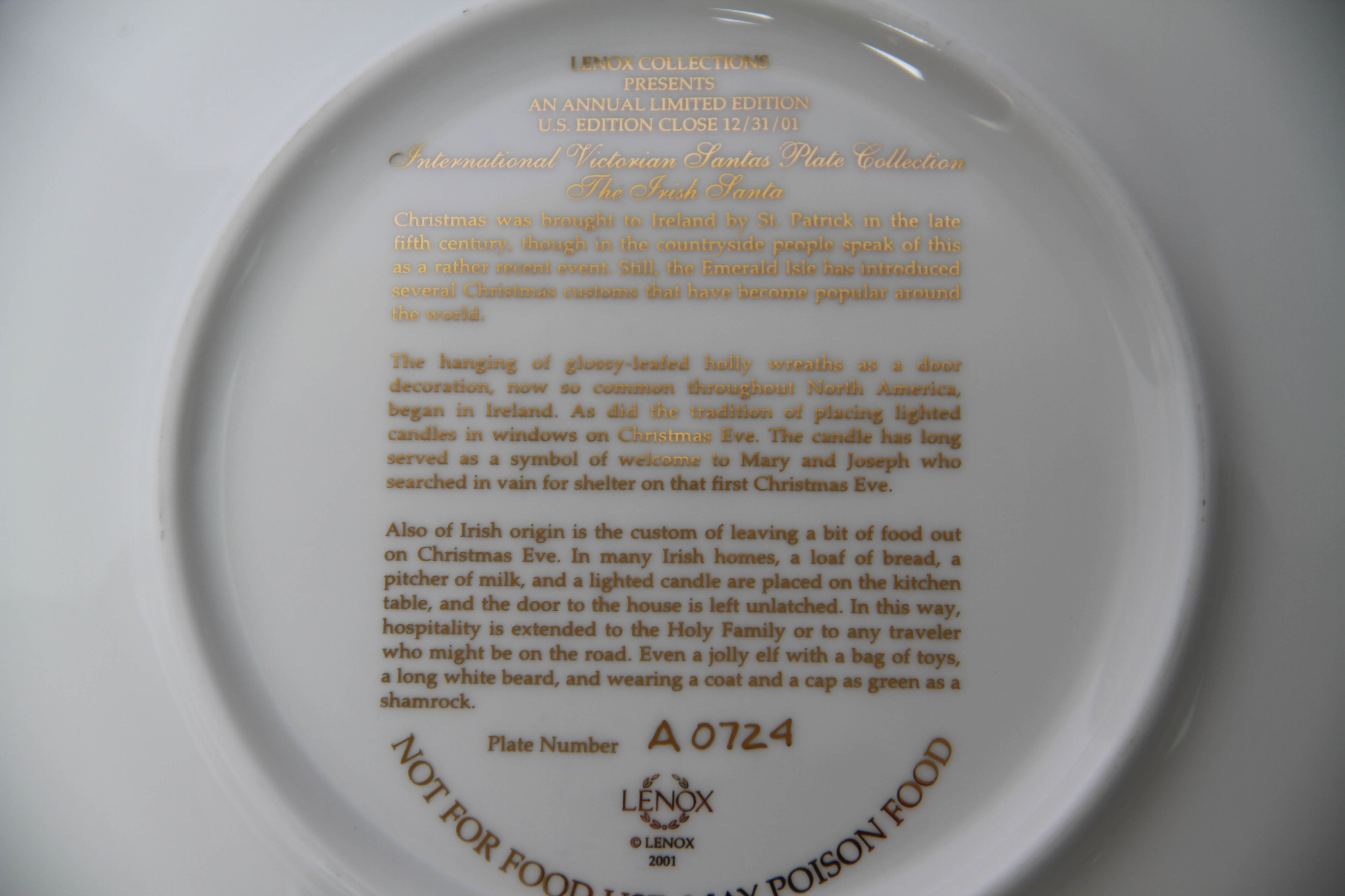 Limited Edition Lenox International Victorian Santas Collection Plates