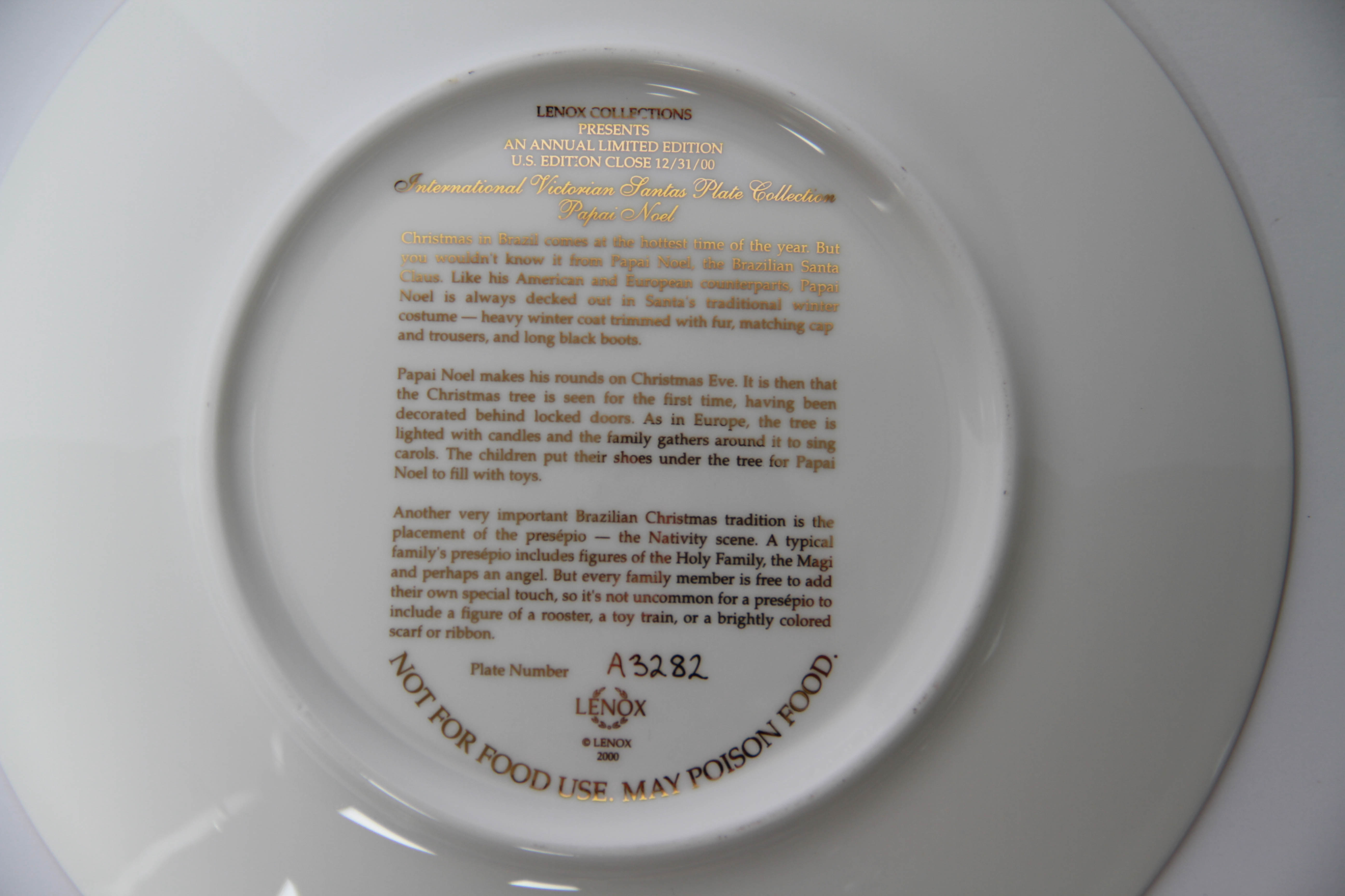 Limited Edition Lenox International Victorian Santas Collection Plates