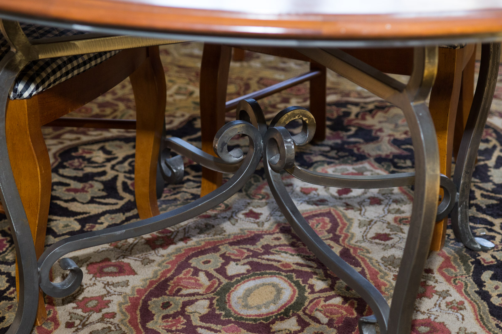 Stanley "Bordeaux" Style Table and Chair Set