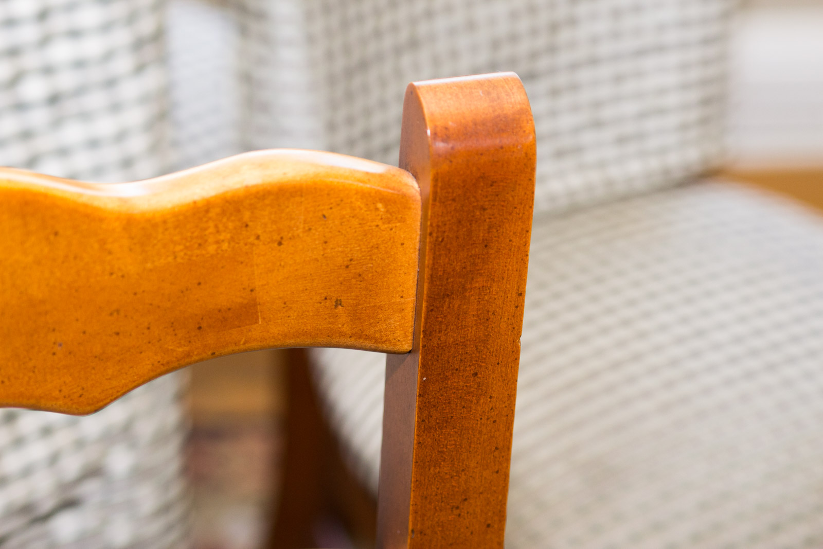 Stanley "Bordeaux" Style Table and Chair Set