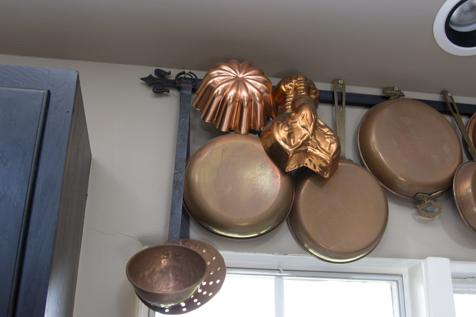 Copper Cooking Ware and Baking Form Set