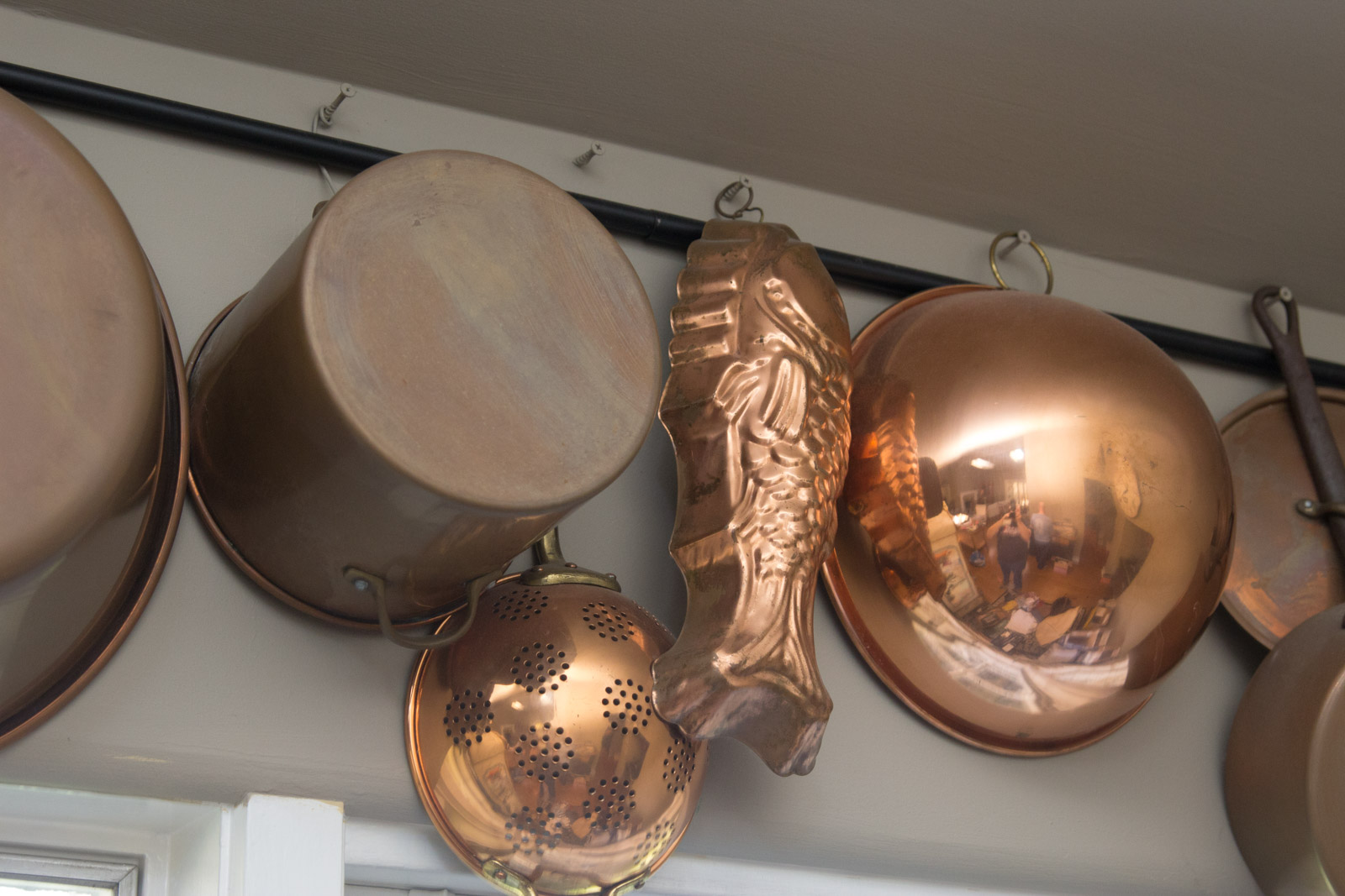 Copper Cooking Ware and Baking Form Set