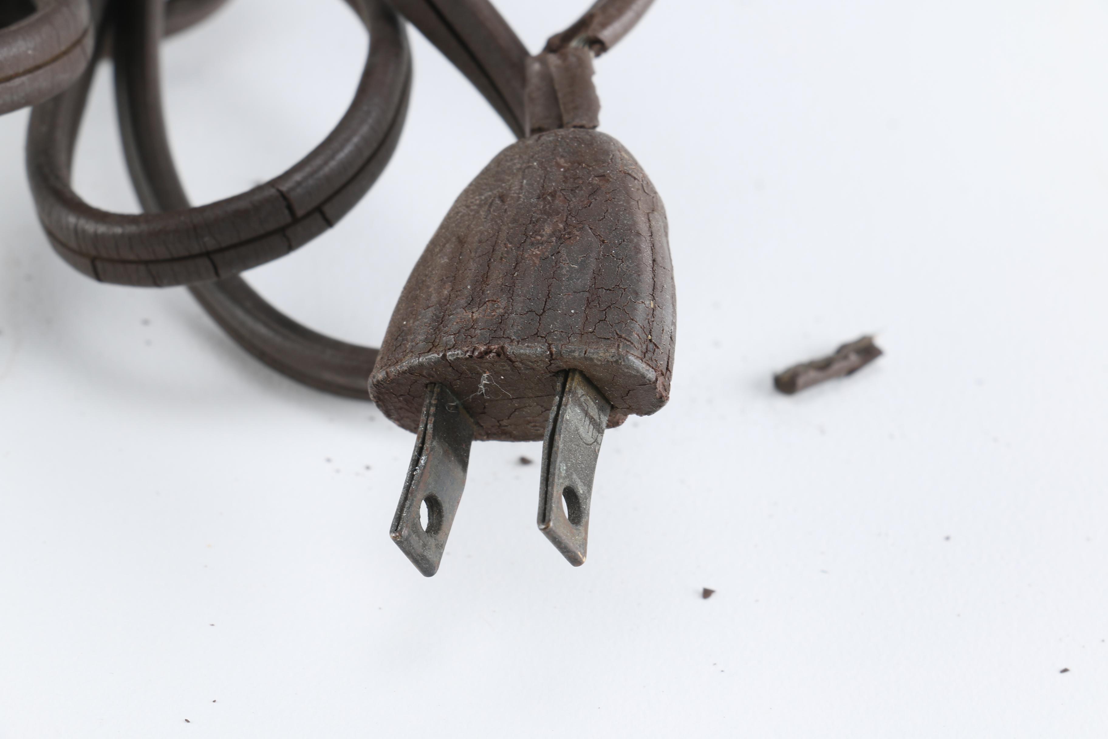 Antique Magnus Organ