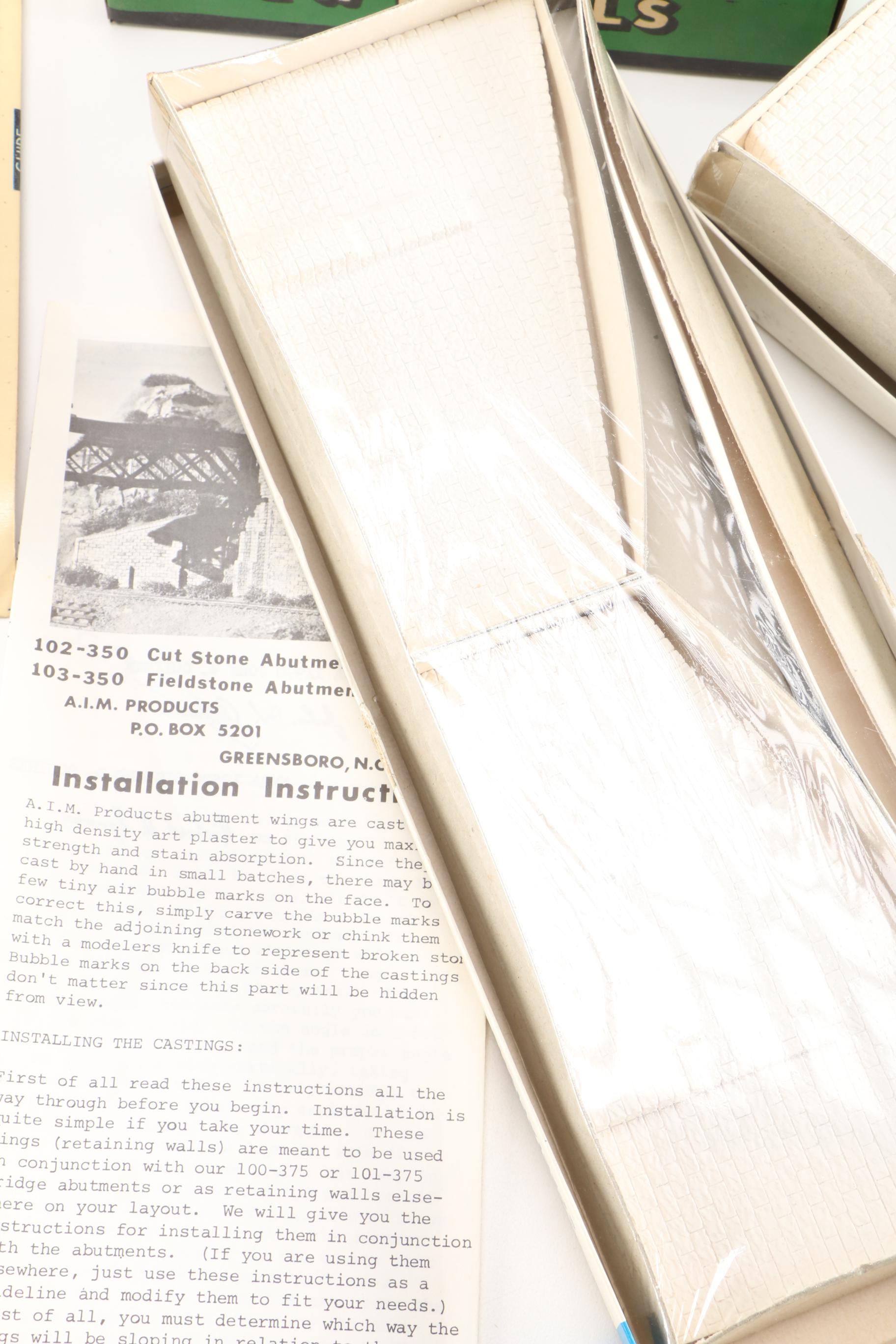 Marx 027 Gauge Automatic Block Signal and Other Model Train Accessories