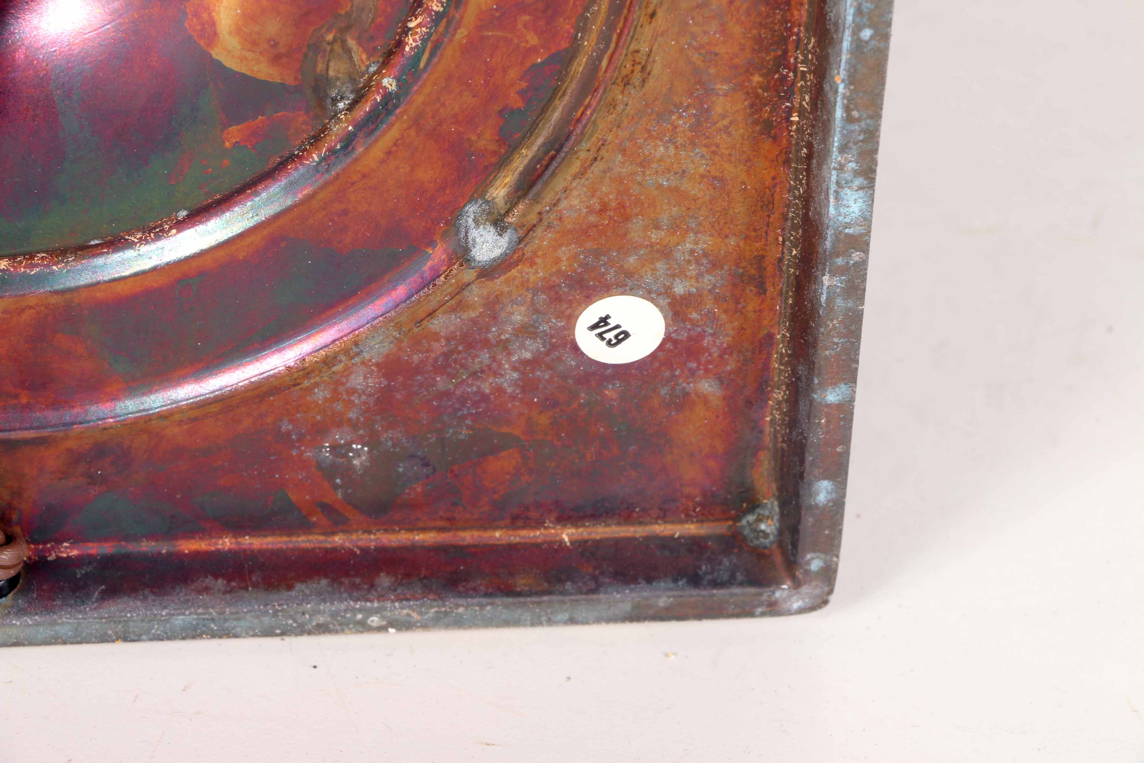 Mid-Century Table With Lamp