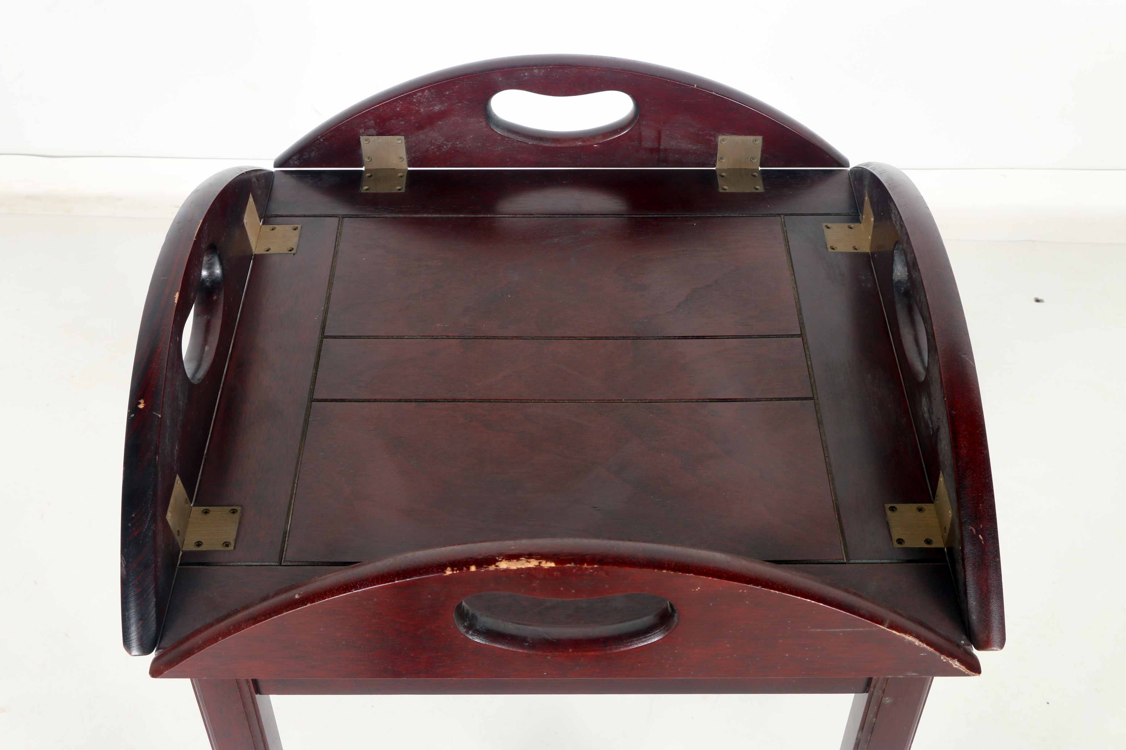 Bombay Company Round Tray Table