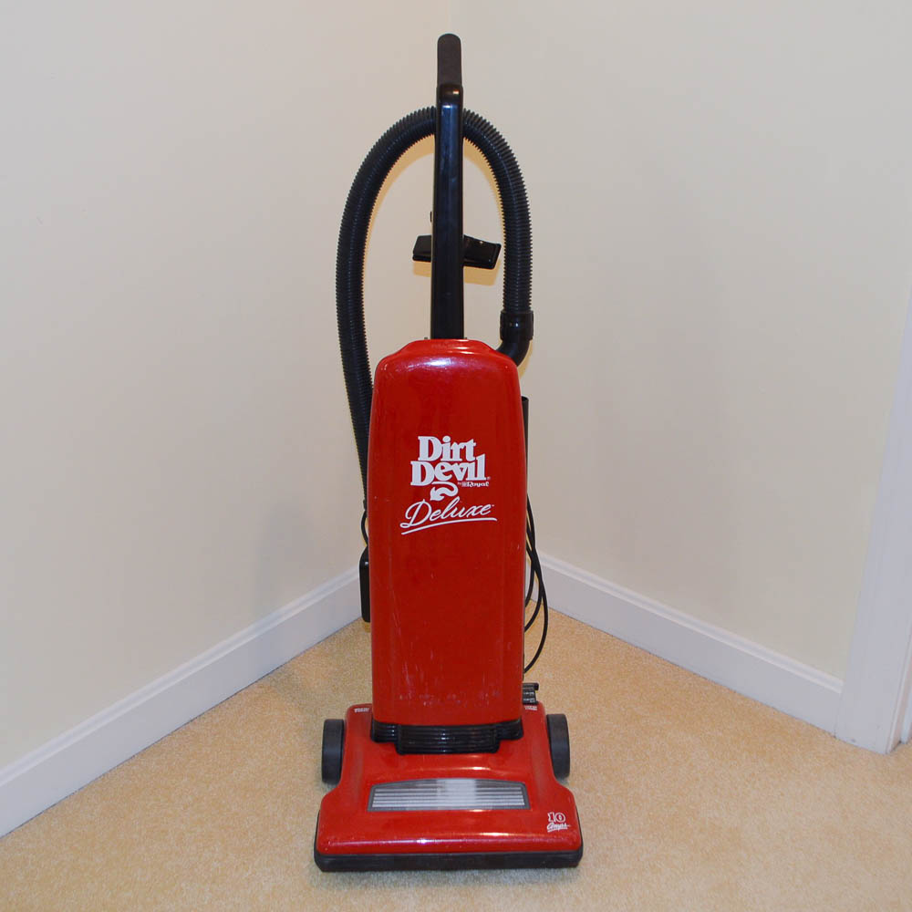Dirt Devil Deluxe Vacuum Cleaner