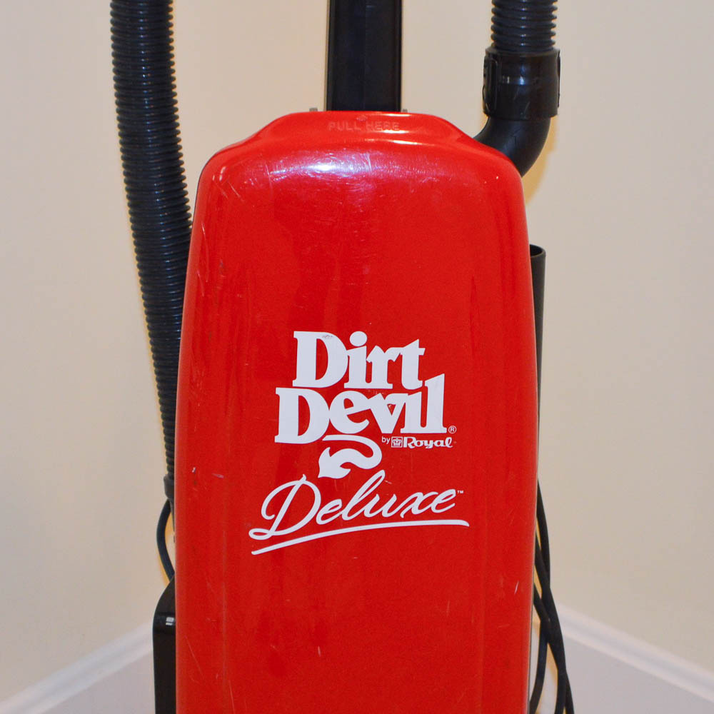 Dirt Devil Deluxe Vacuum Cleaner