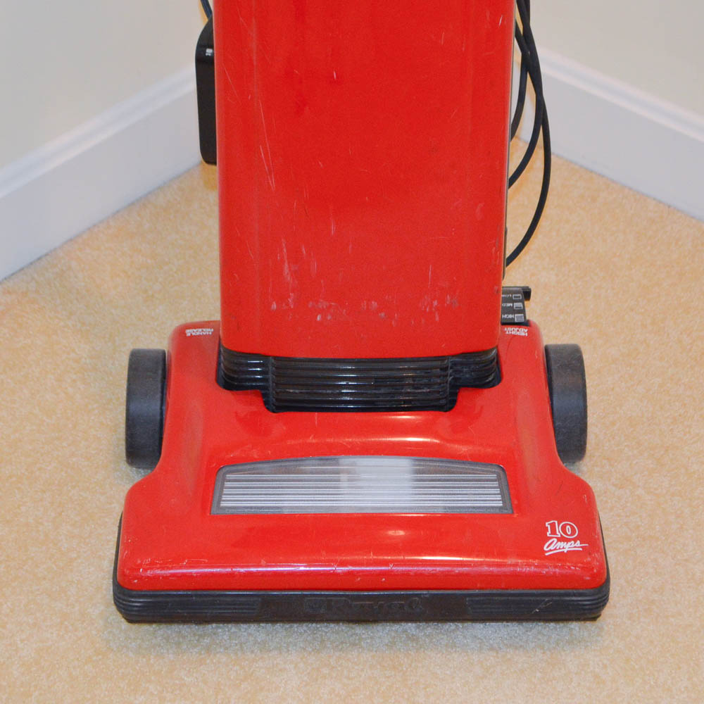 Dirt Devil Deluxe Vacuum Cleaner