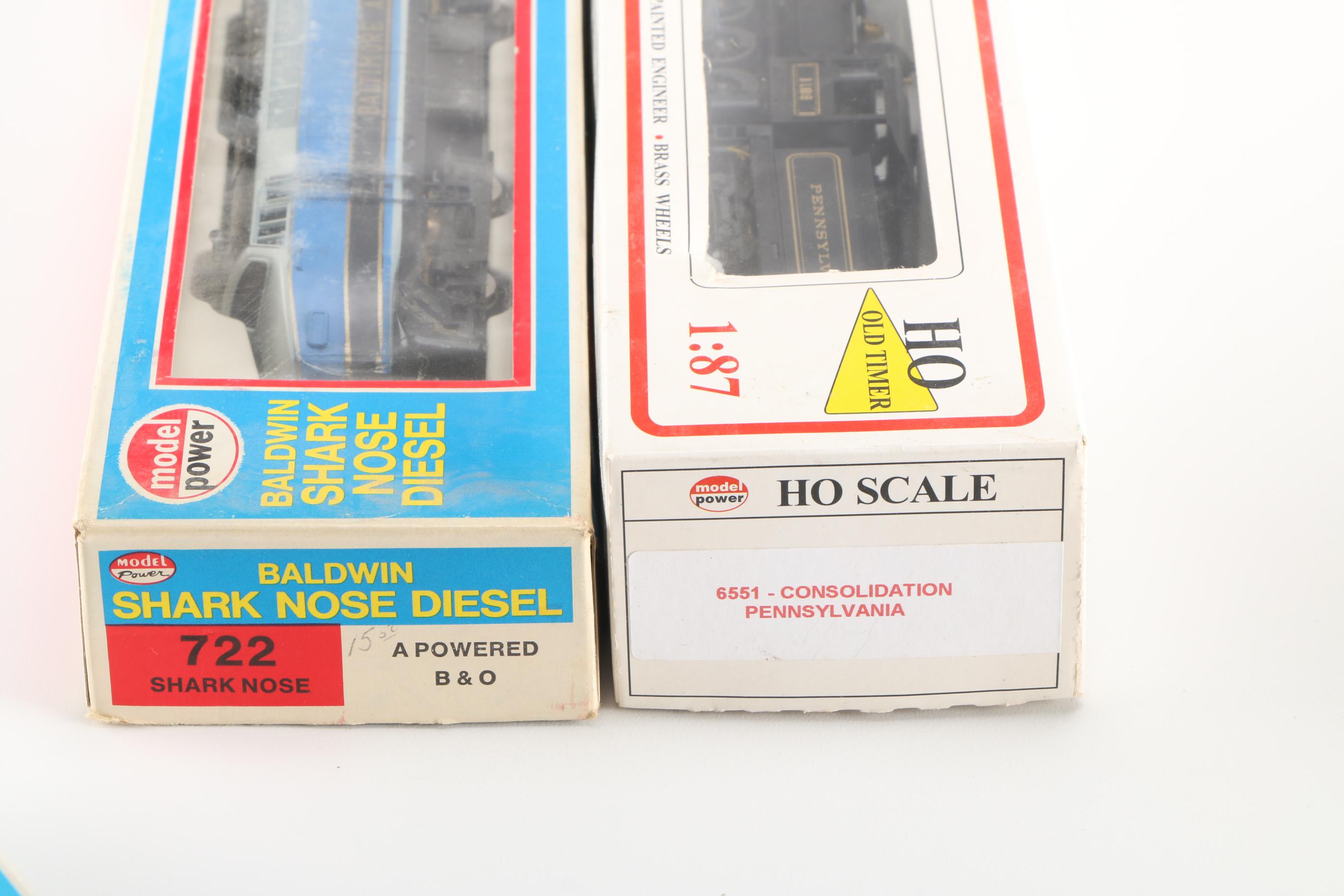 Selection of Model Power HO Scale Model Train Cars