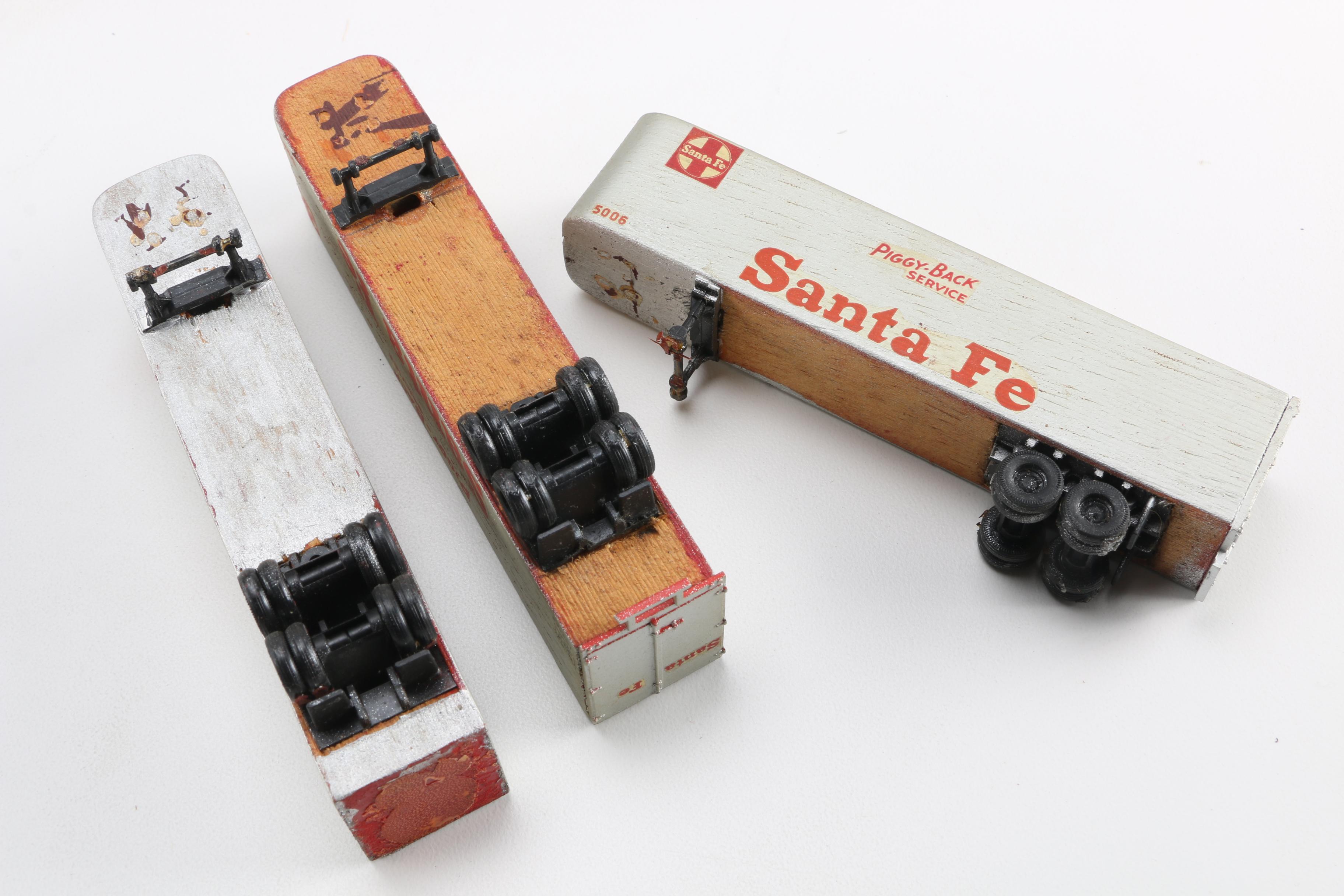 Roundhouse and Athearn Model Train Kits