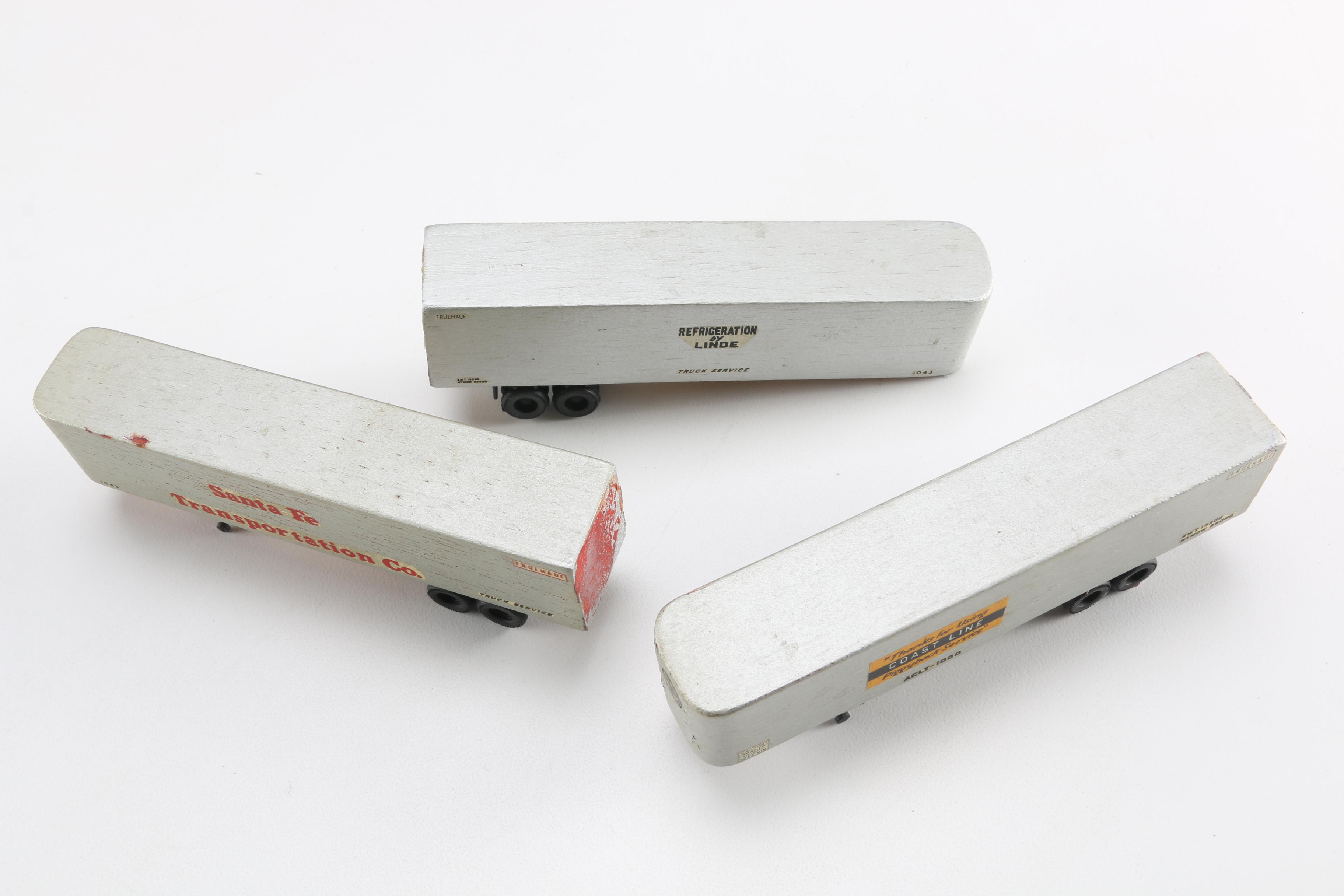 Roundhouse and Athearn Model Train Kits