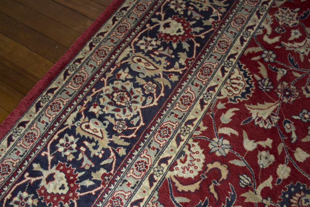 Hand Knotted Floral Herati Area Rug