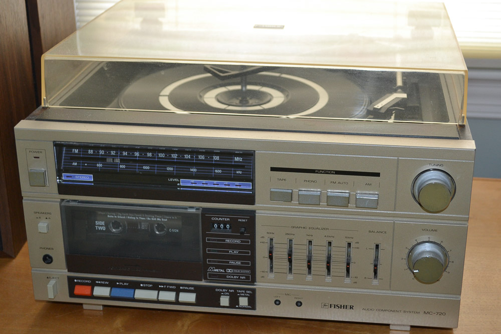 Fisher MC-720 Cassette/Turntable Stereo With Panasonic Speakers