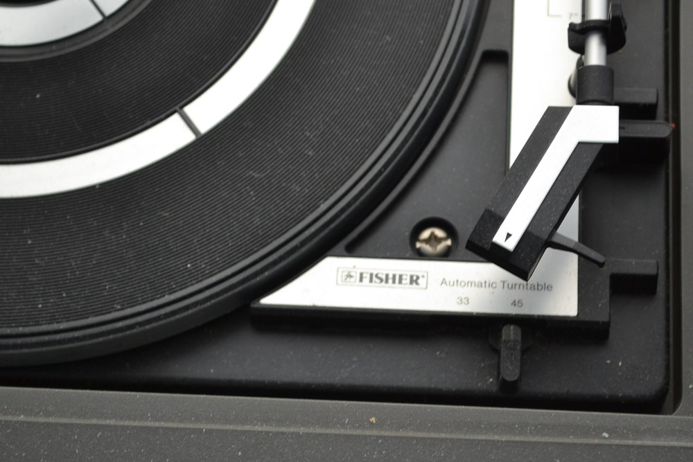 Fisher MC-720 Cassette/Turntable Stereo With Panasonic Speakers