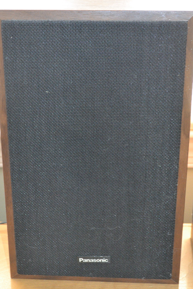 Fisher MC-720 Cassette/Turntable Stereo With Panasonic Speakers