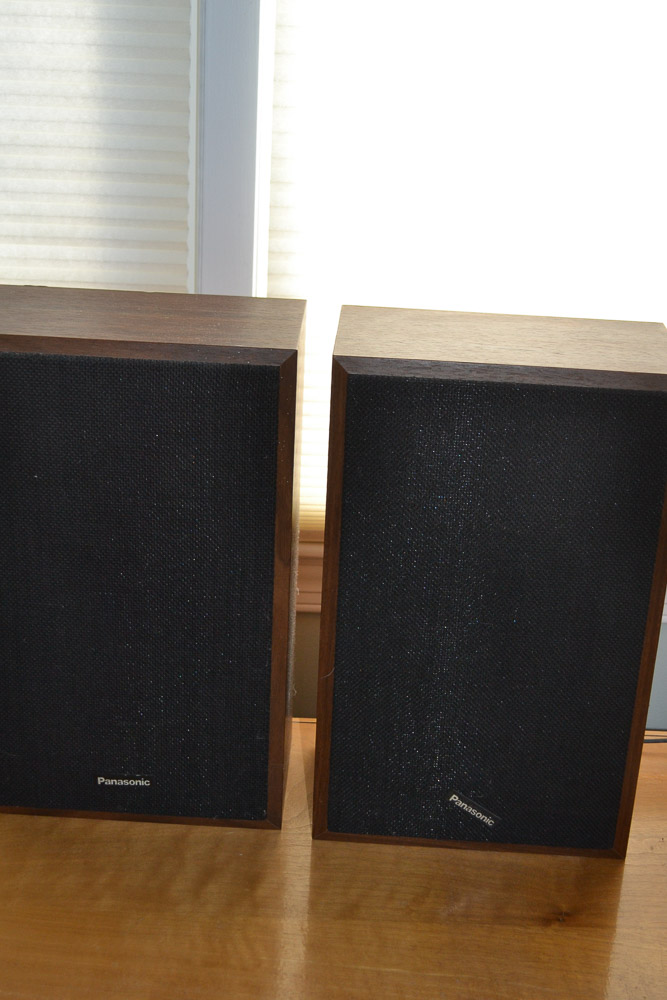 Fisher MC-720 Cassette/Turntable Stereo With Panasonic Speakers