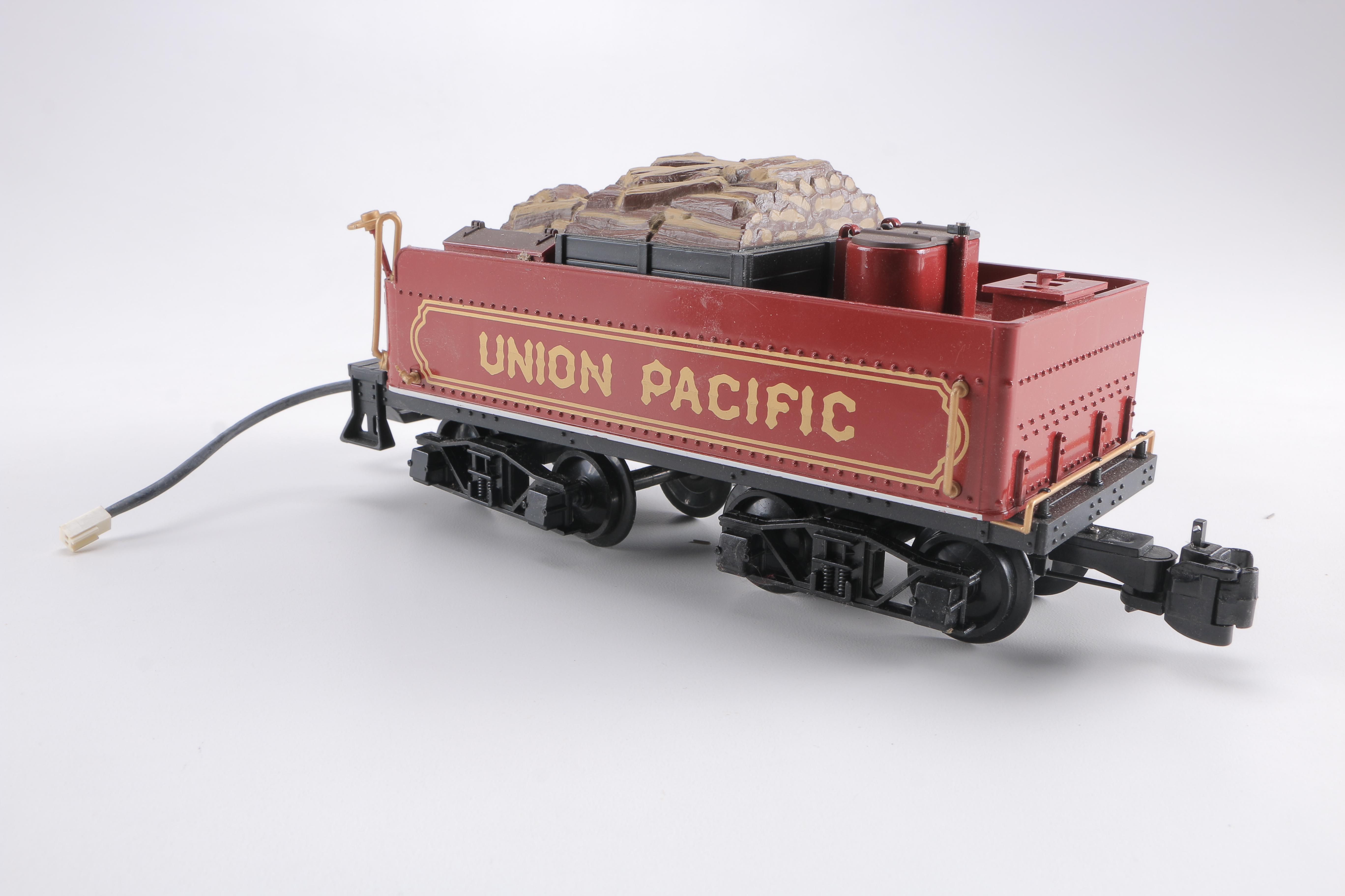 Paul Bunyan Babe Engine and Union Pacific Model Trains