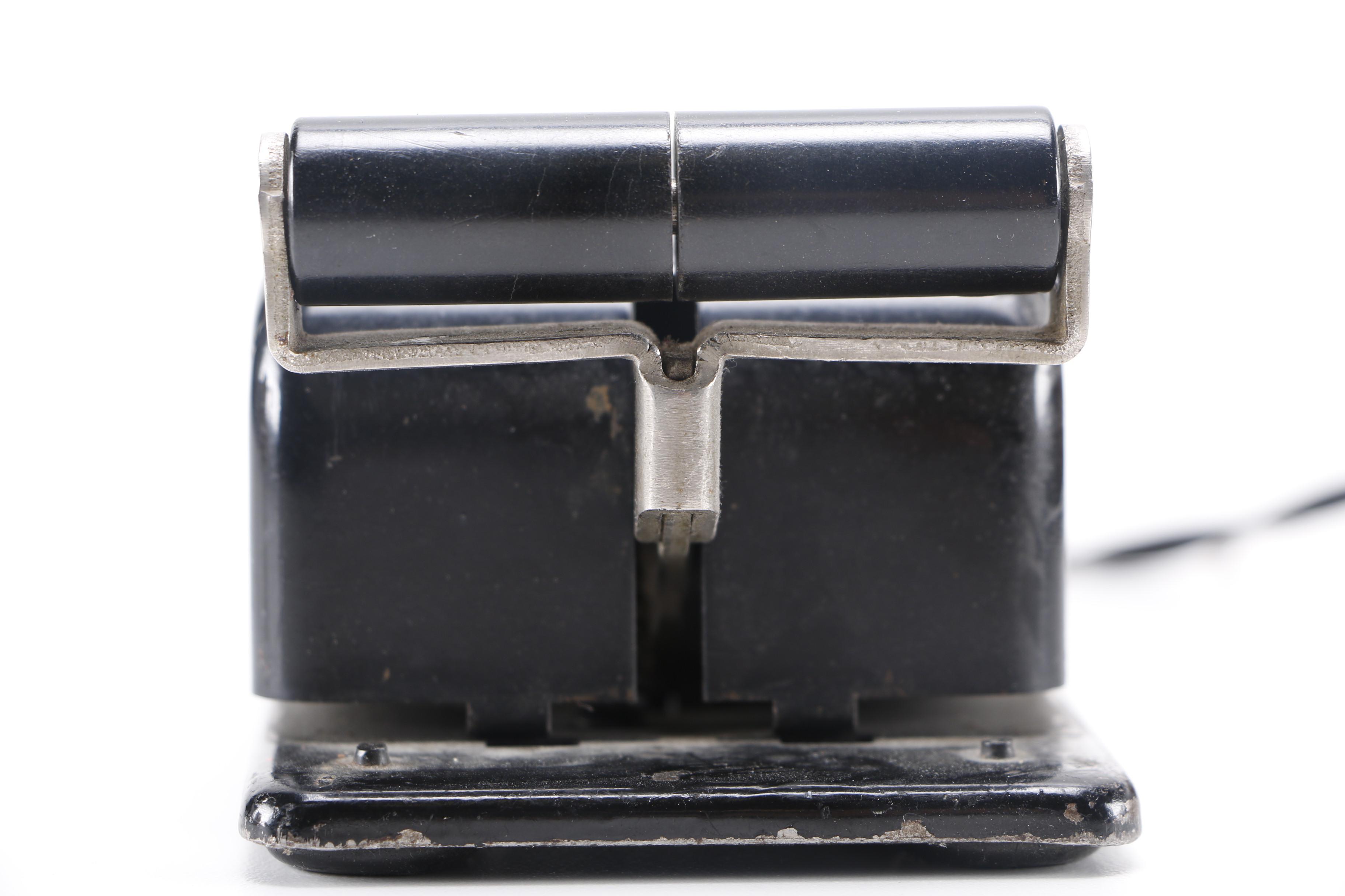 Vintage Singer BT7 Sewing Machine EBTH