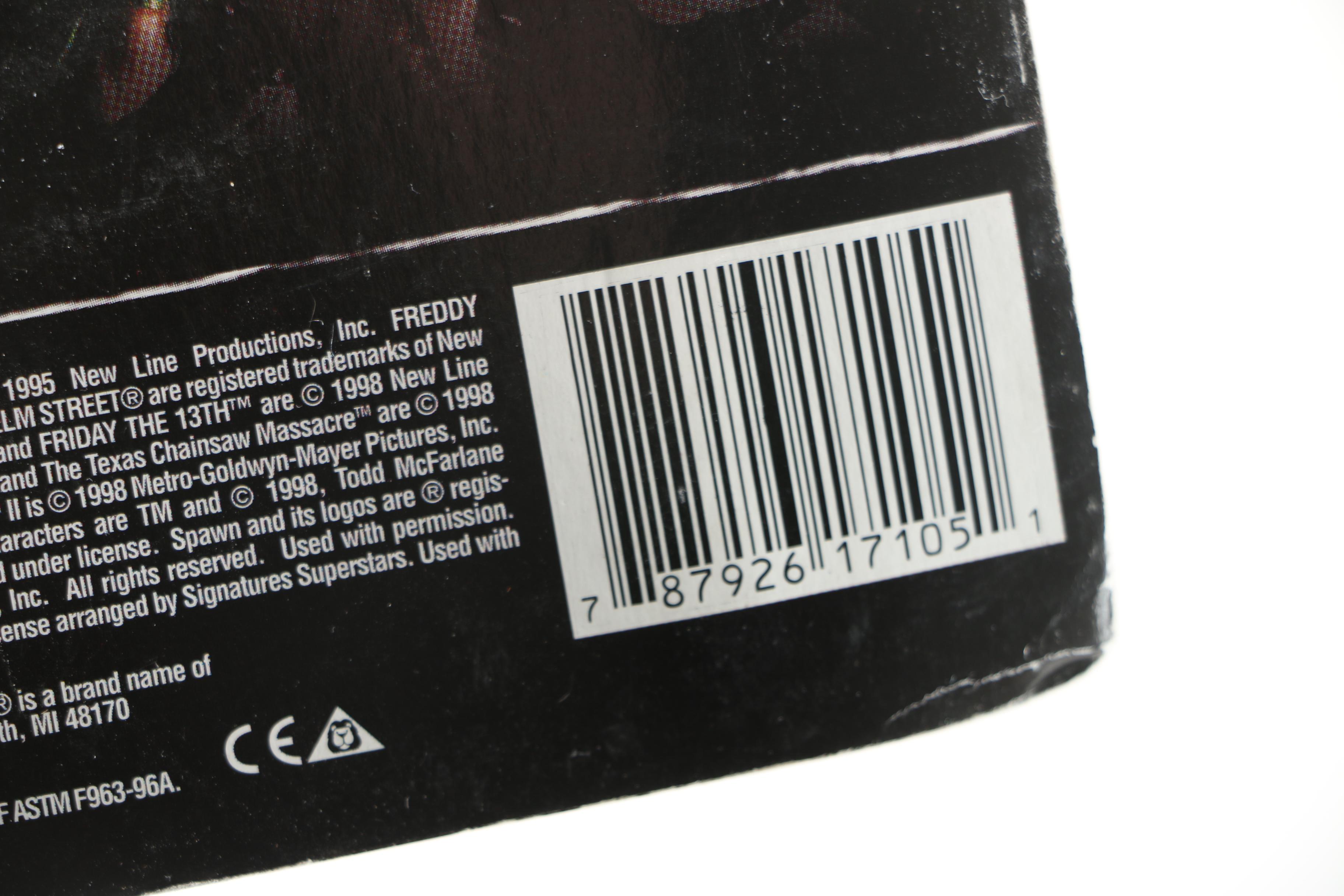 "Texas Chainsaw Massacre" and "Silence of the Lambs" Figurines