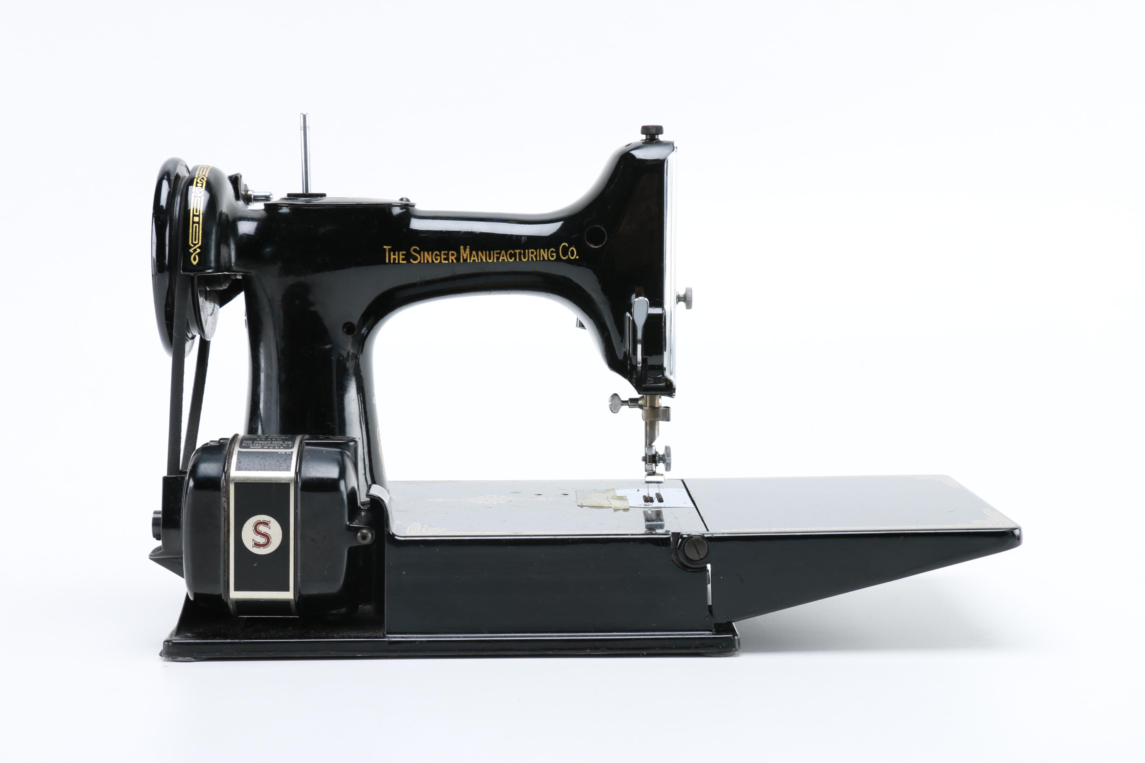 Singer Featherweight 221K Portable Sewing Machine