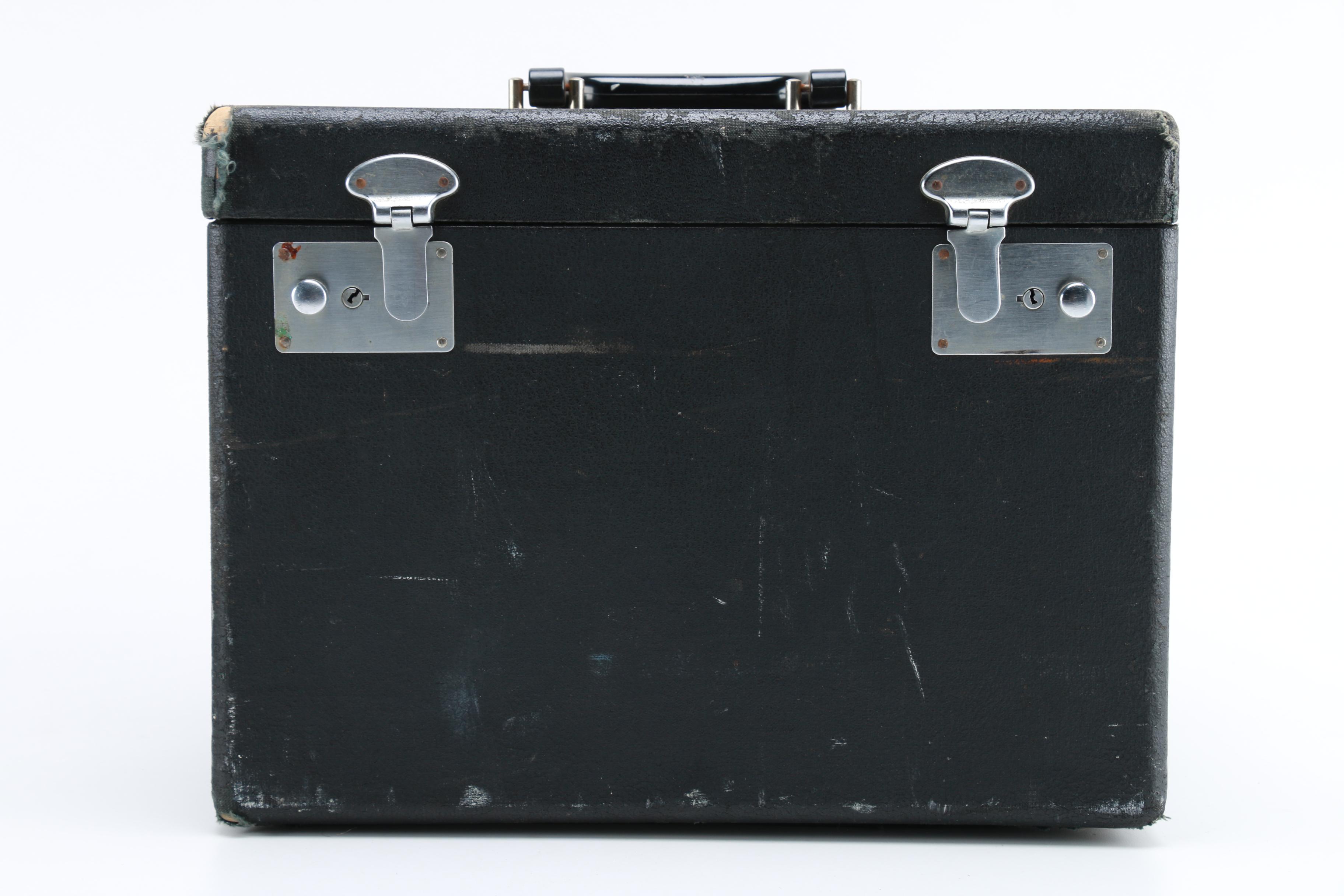 Singer Featherweight 221K Portable Sewing Machine