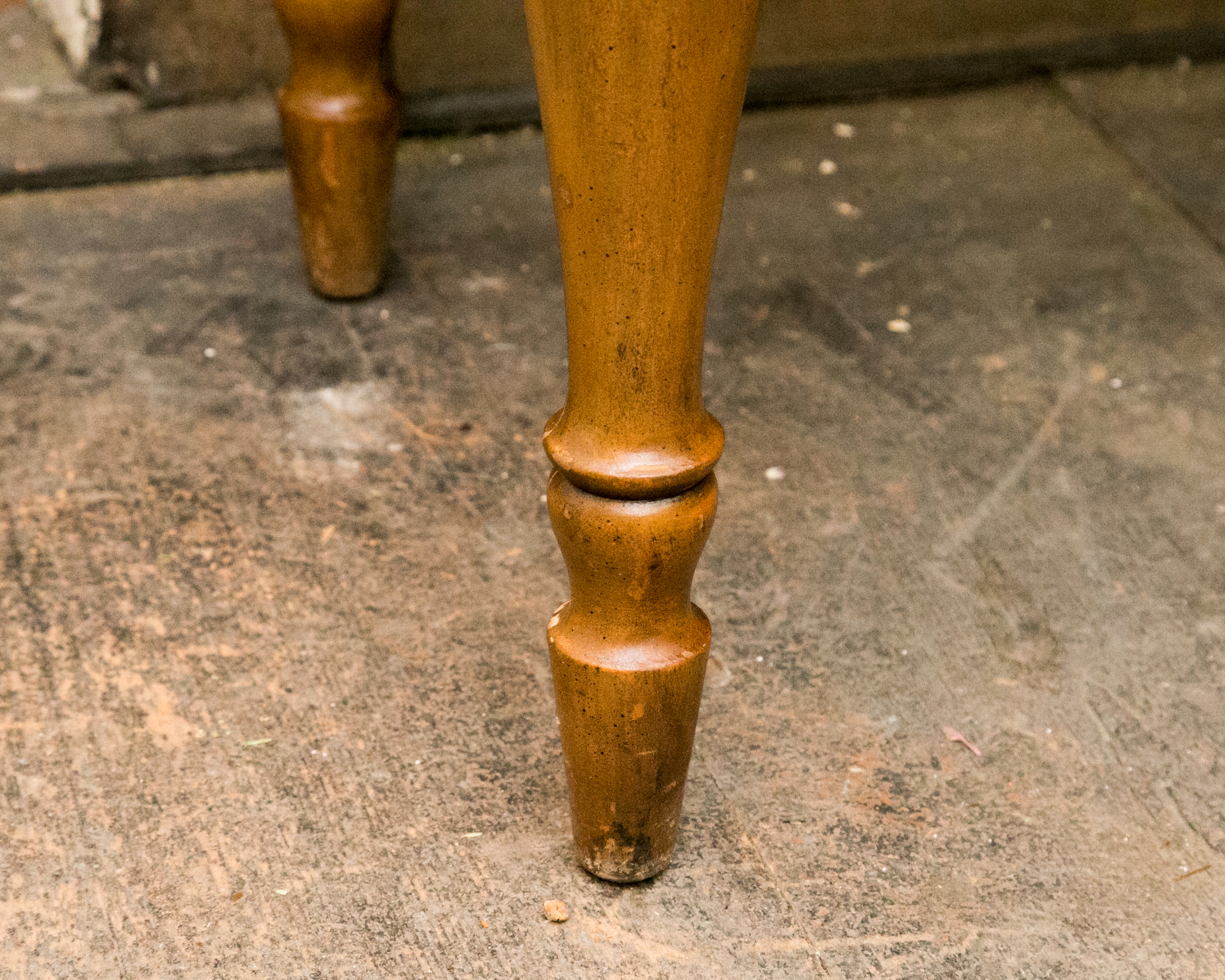 Hekman Vintage Spinet Desk