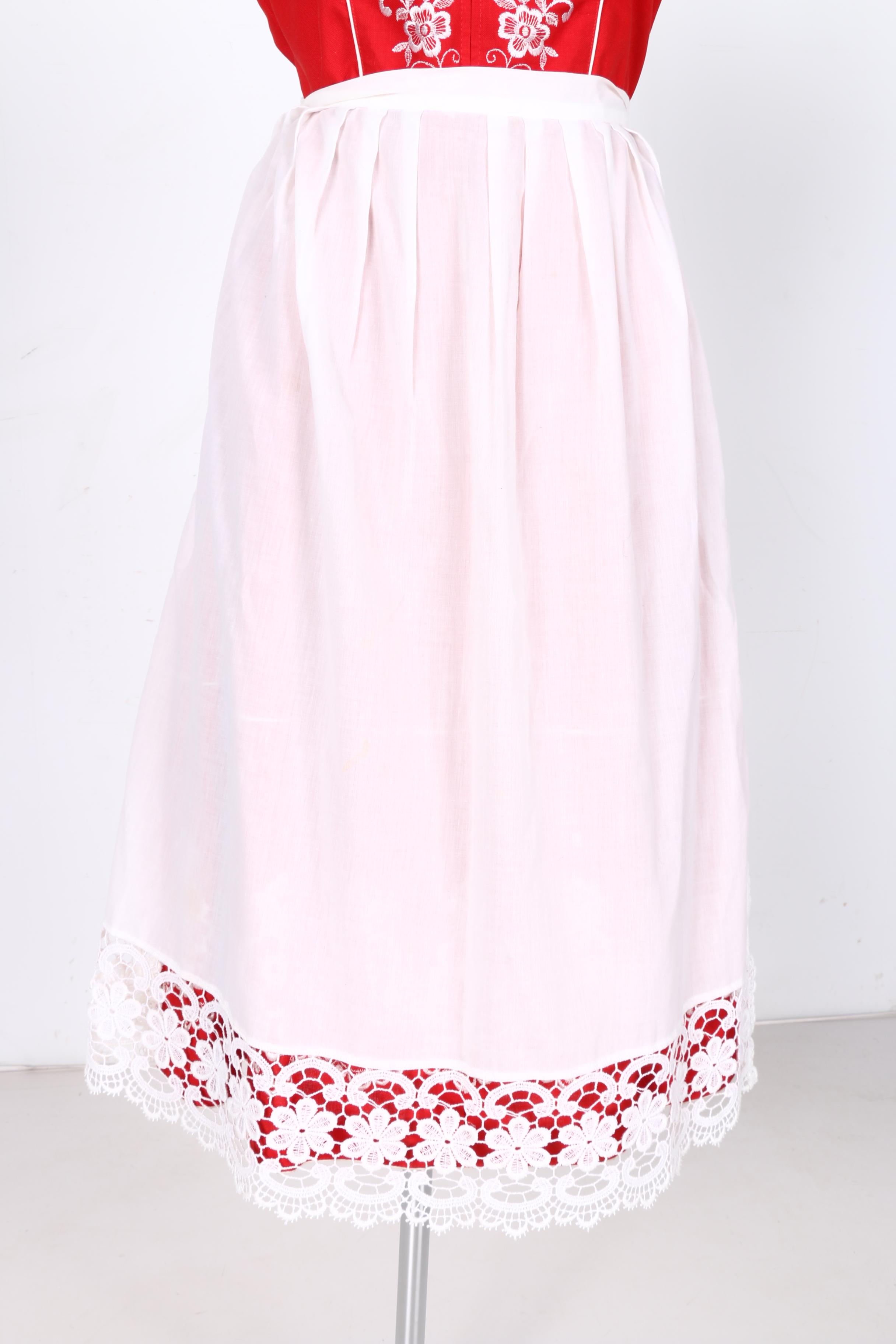 Austrian Dirndl Dresses With Aprons