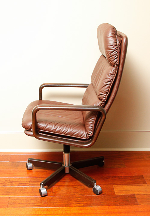 Dyrlund Leather Executive Office Chair