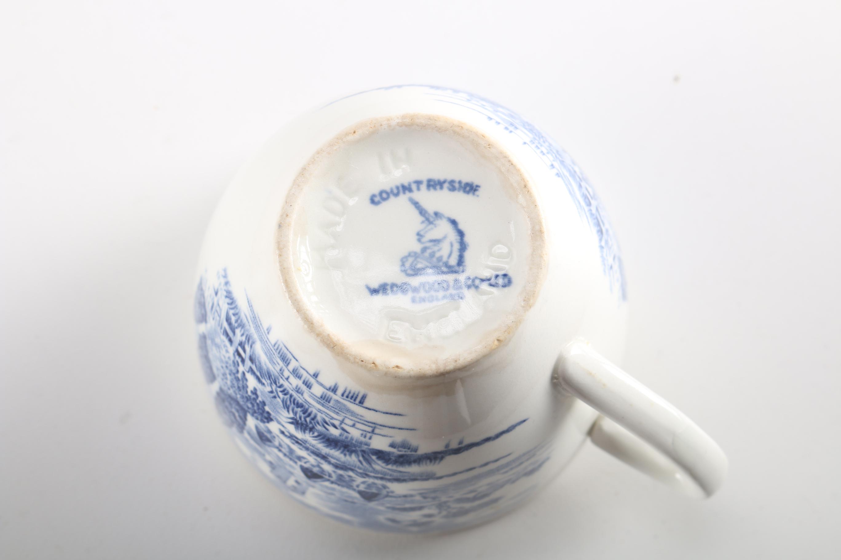 "Country Side" Wedgwood Dish Set