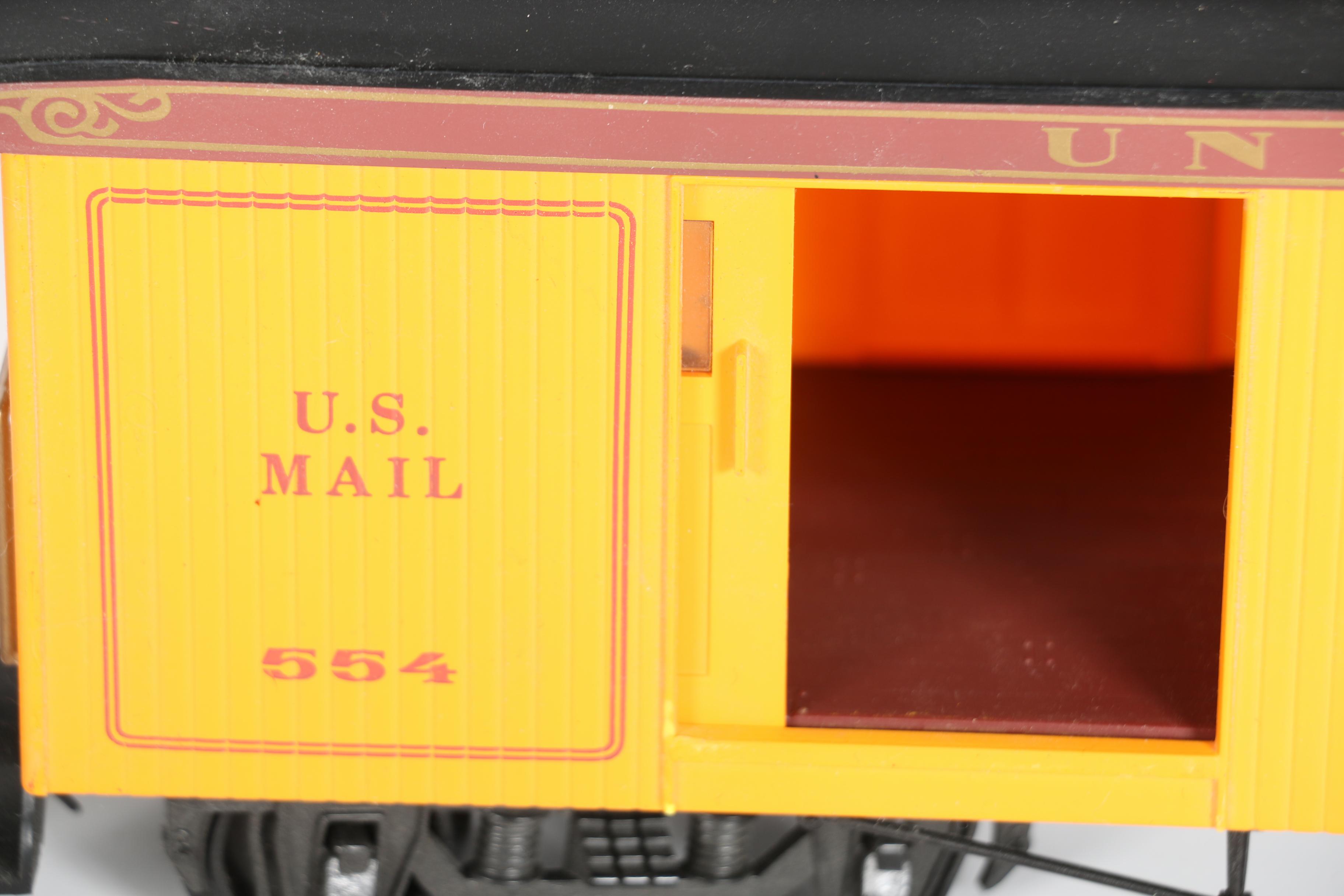 G Scale Railcars Featuring Bachmann