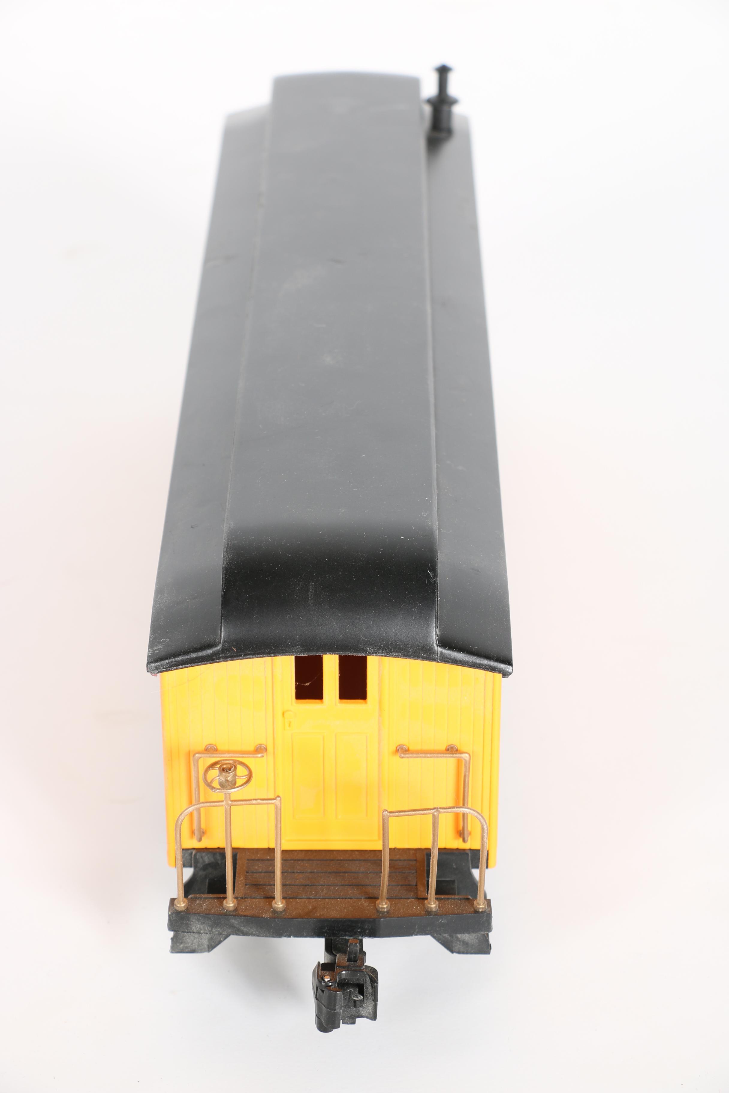 G Scale Railcars Featuring Bachmann