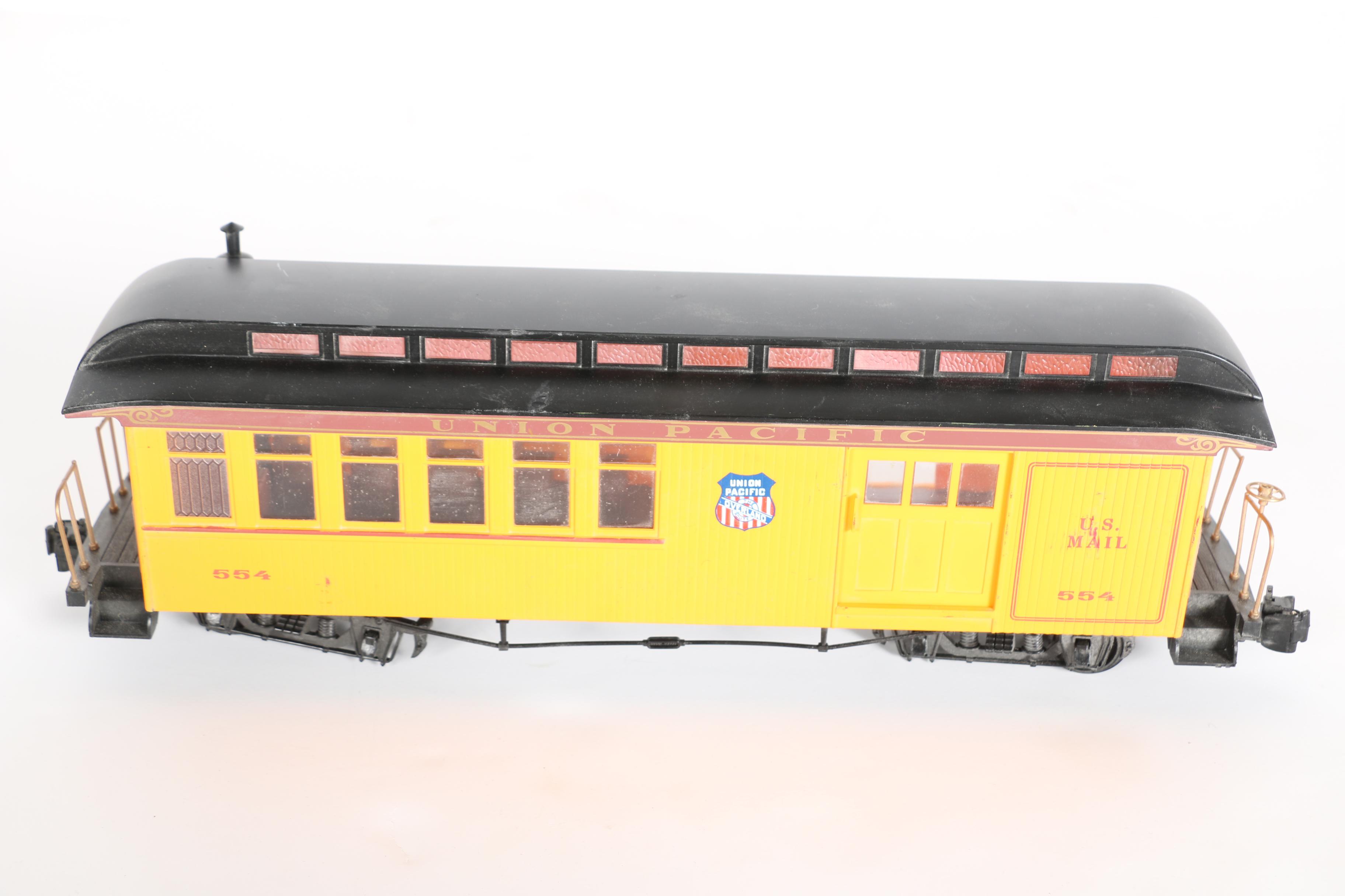 G Scale Railcars Featuring Bachmann