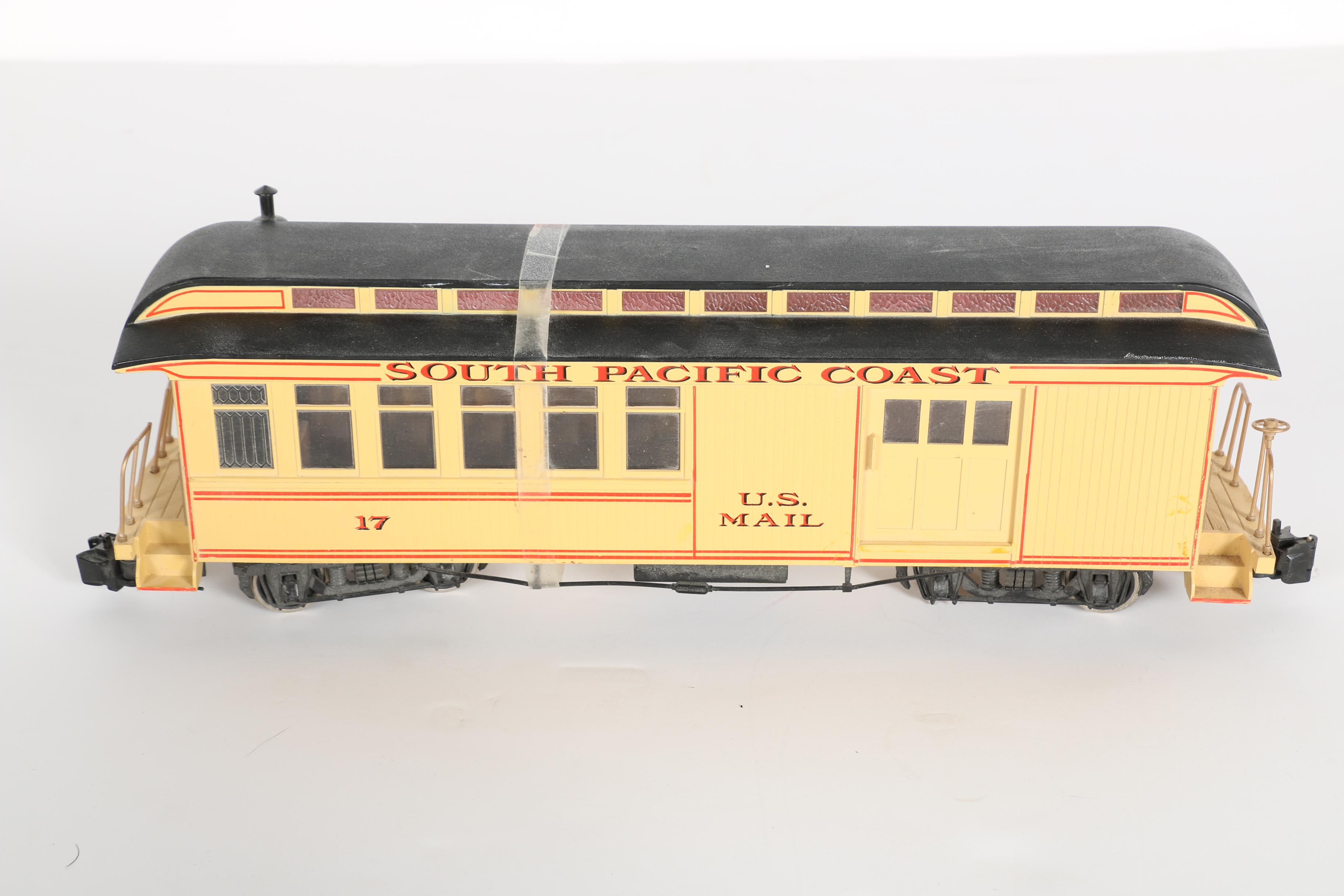 G Scale Railcars Featuring Bachmann