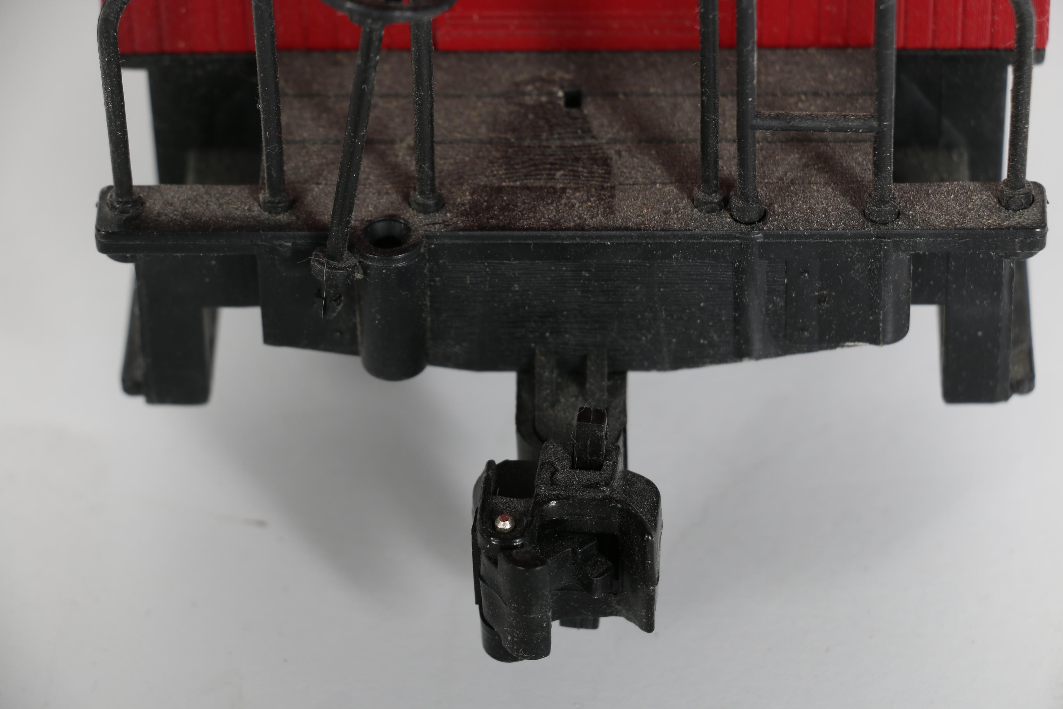 G Scale Railcars Featuring Bachmann