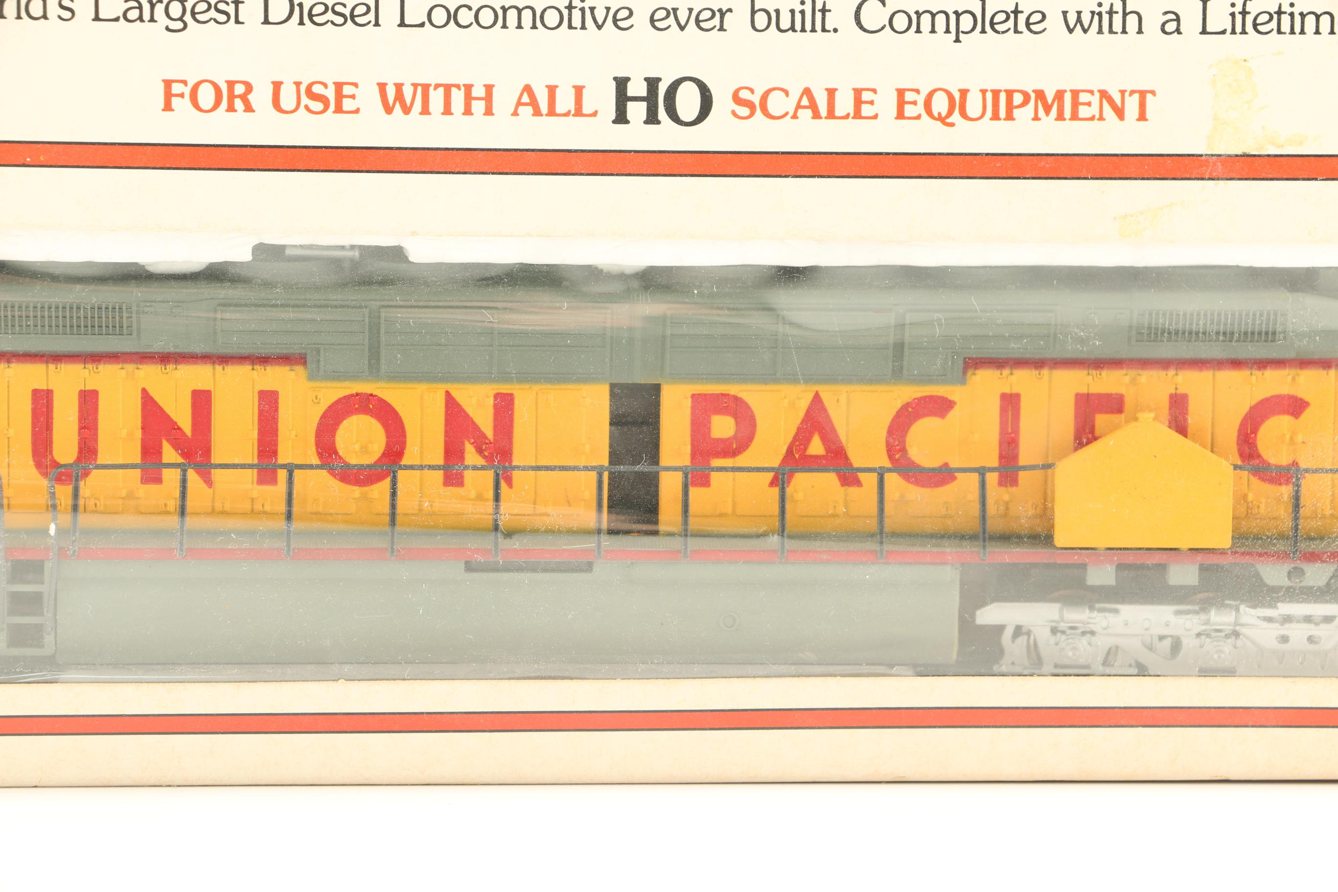 Assortment of Bachmann HO Scale Model Train Cars