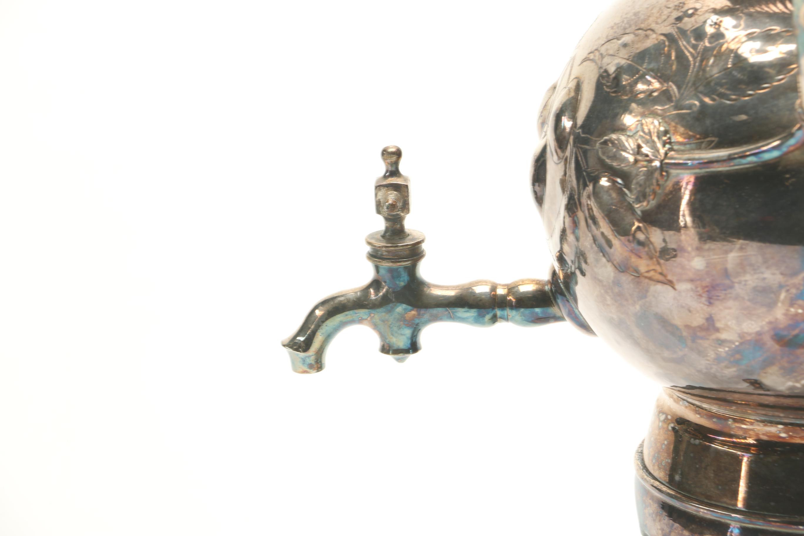 Meriden Britannia 1957 Silverplate Coffee Urn