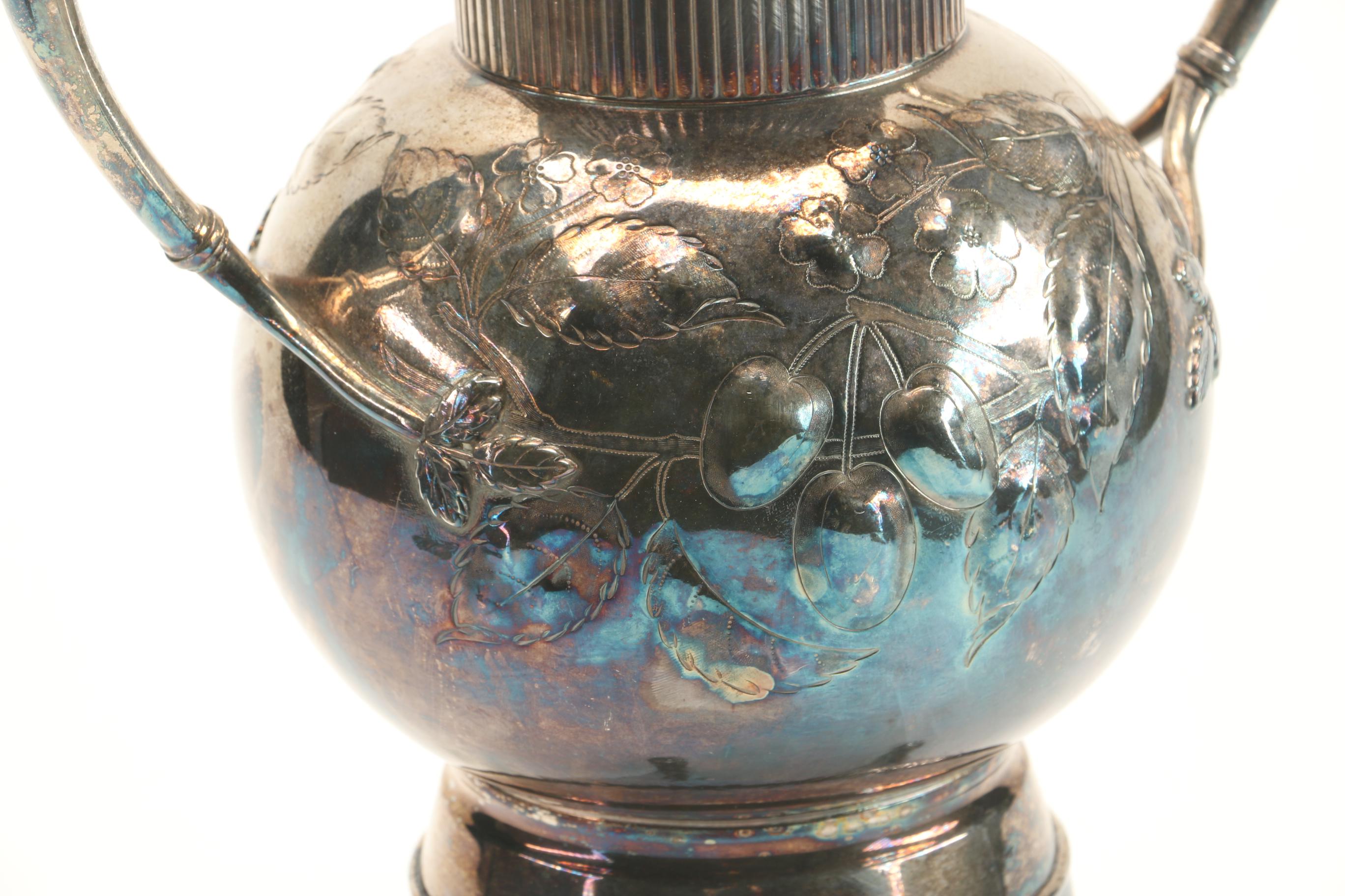 Meriden Britannia 1957 Silverplate Coffee Urn