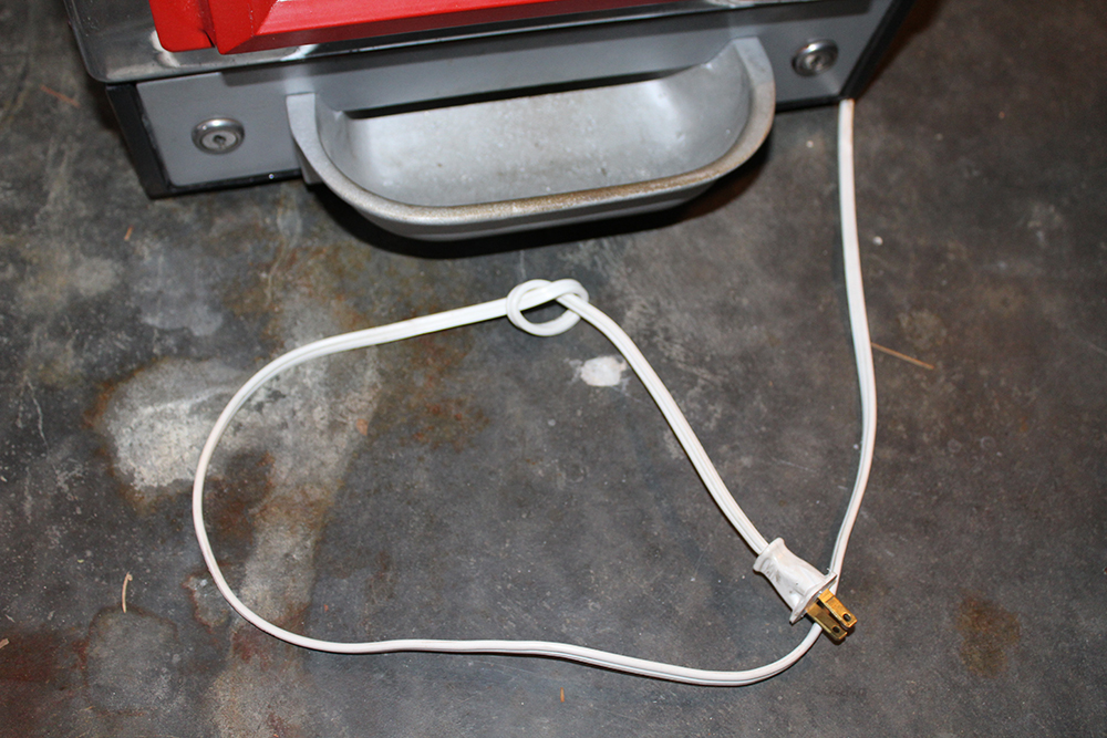 Vintage Mills Bell-O-Matic Tabletop Slot Machine