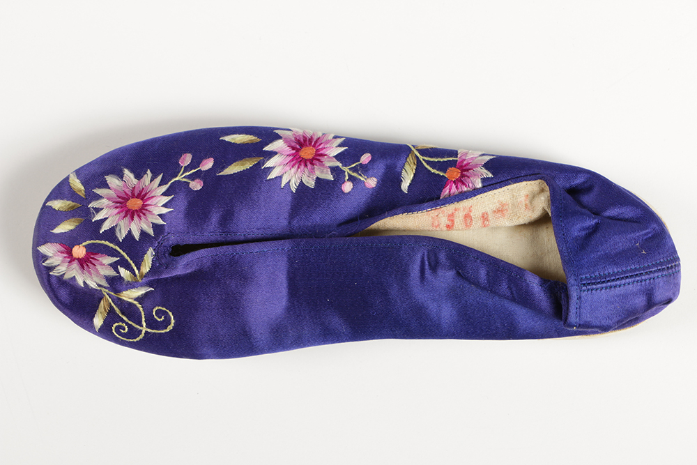 Vintage Chinese Dress and Shoes