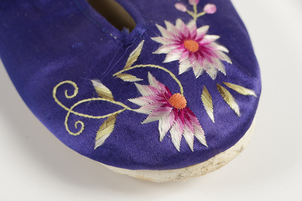 Vintage Chinese Dress and Shoes