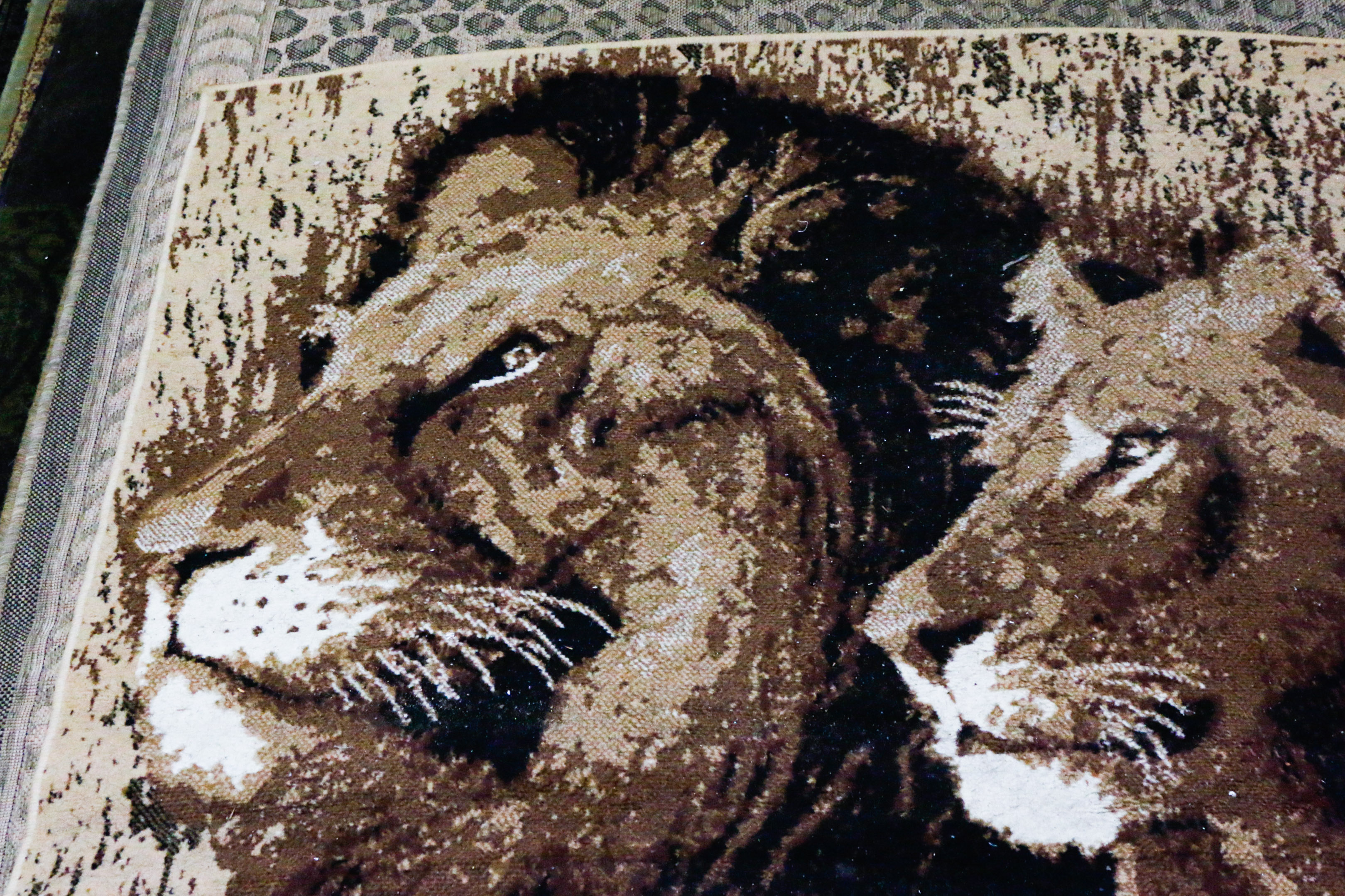 Power Loomed "African Adventure" Lion Rug