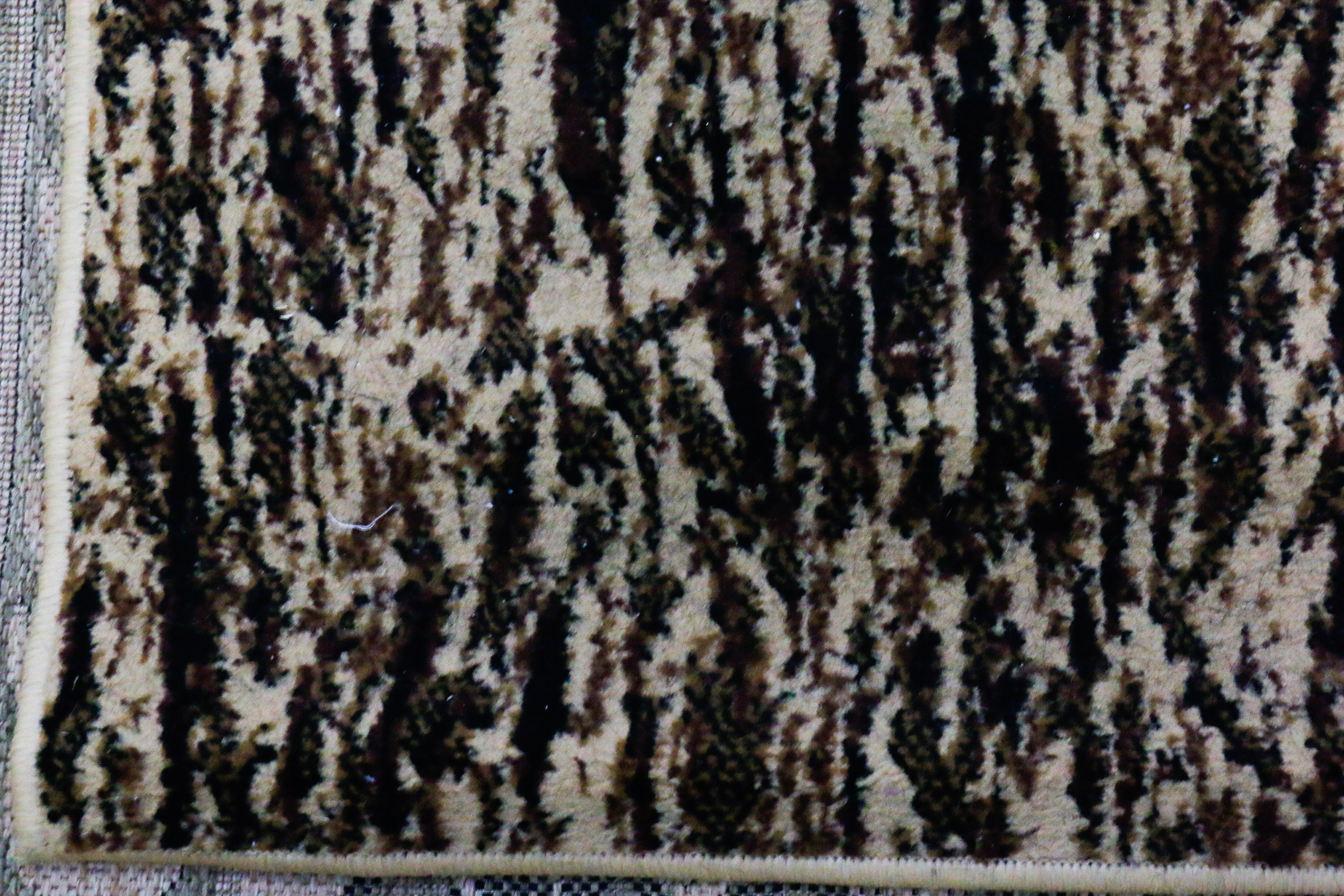 Power Loomed "African Adventure" Lion Rug