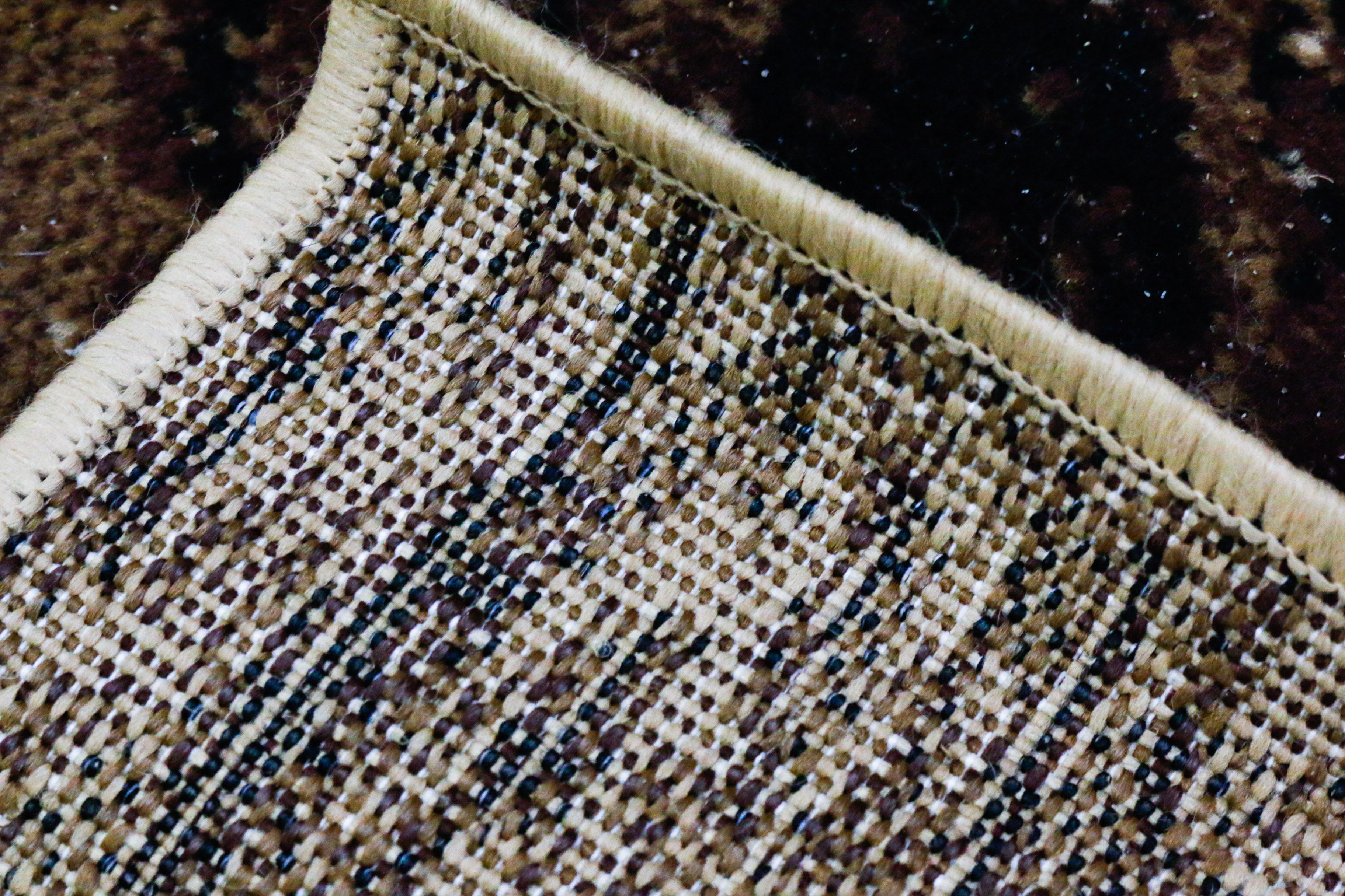 Power Loomed "African Adventure" Lion Rug