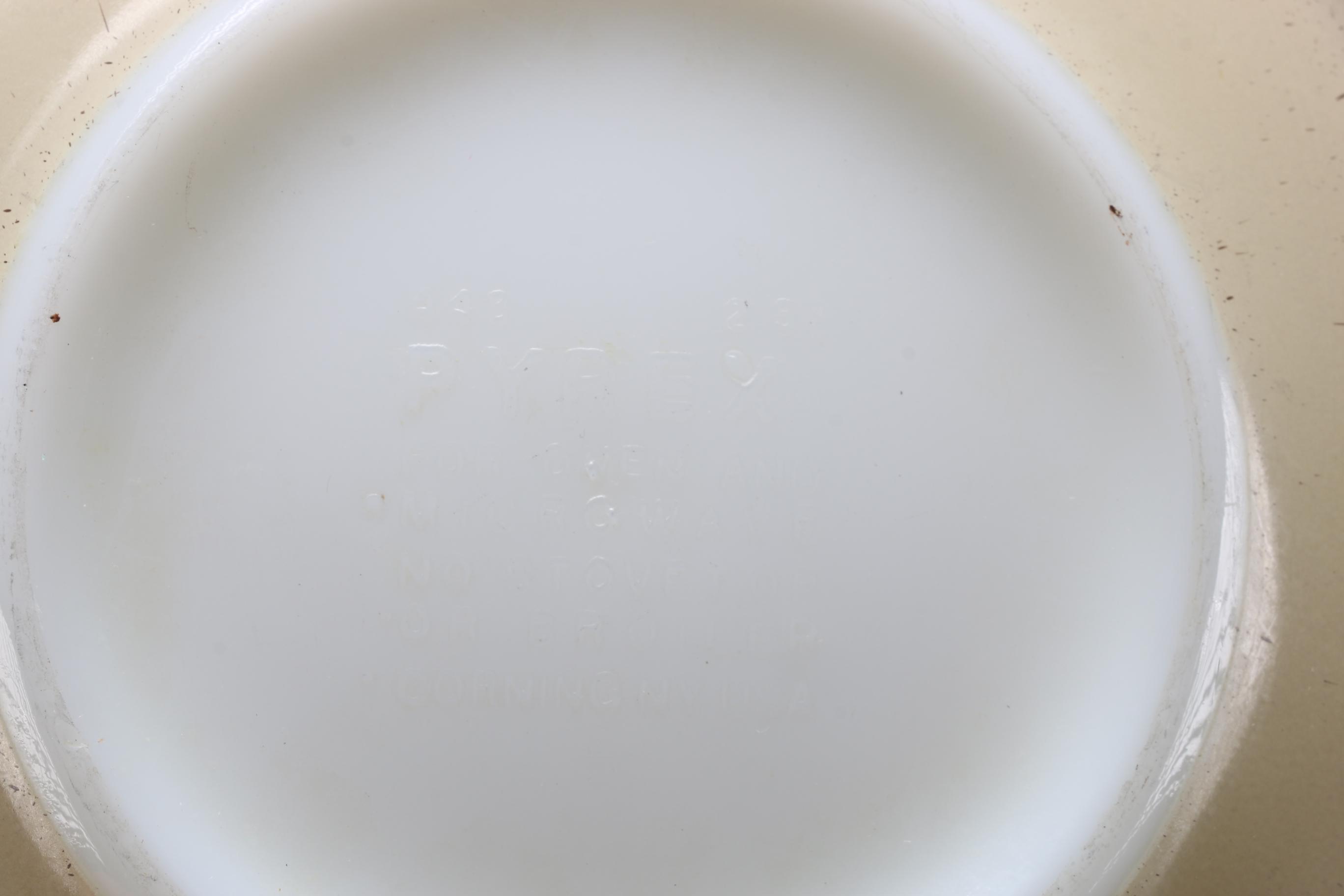 Assorted Vintage Pyrex Bakeware